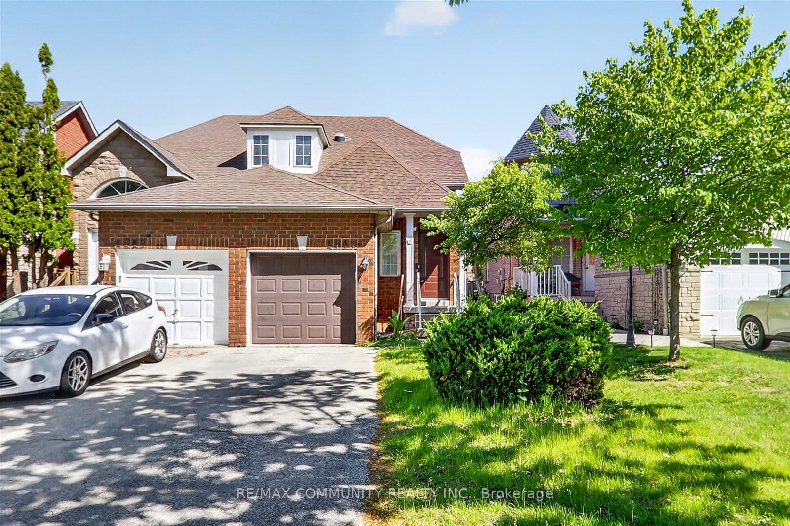 1645 Autumn Crescent, Pickering