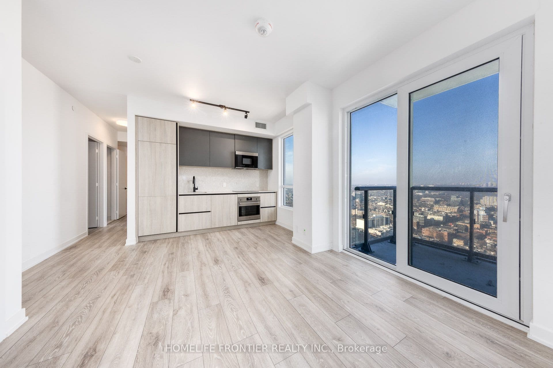 108 Peter Street Unit 4702, Toronto C01