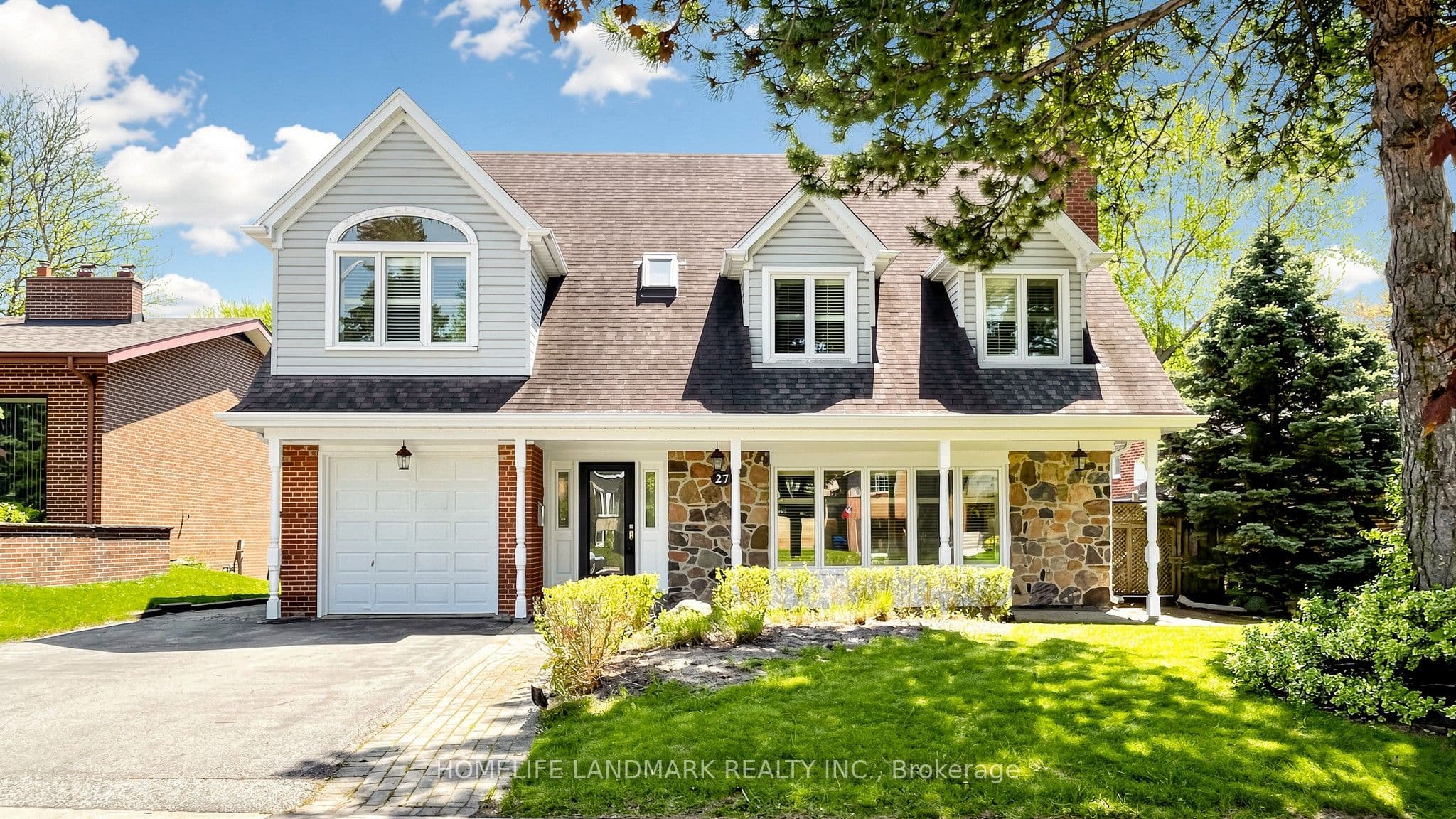 27 Quincy Crescent, Toronto C15