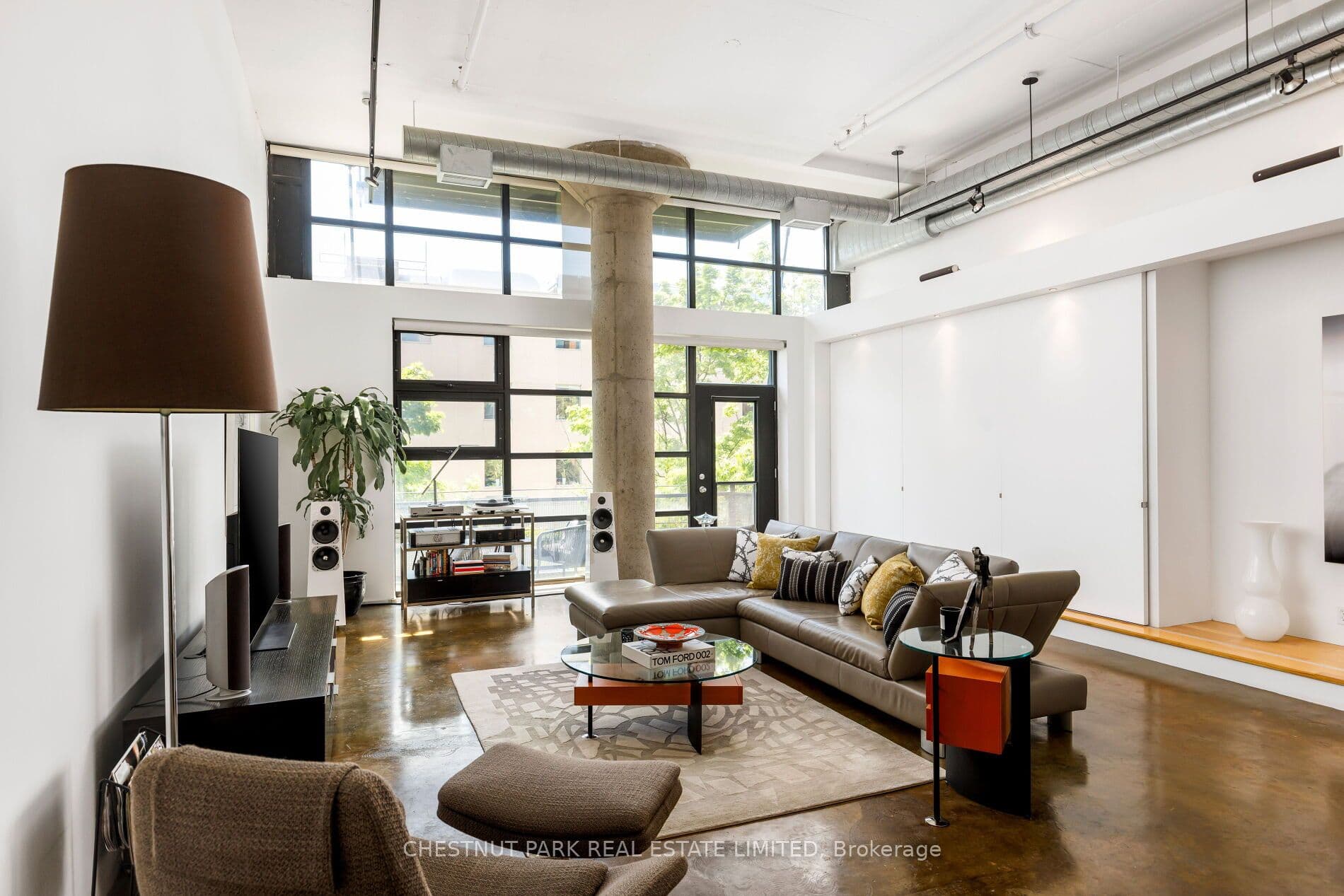 90 Sumach Street W Unit 306, Toronto C08