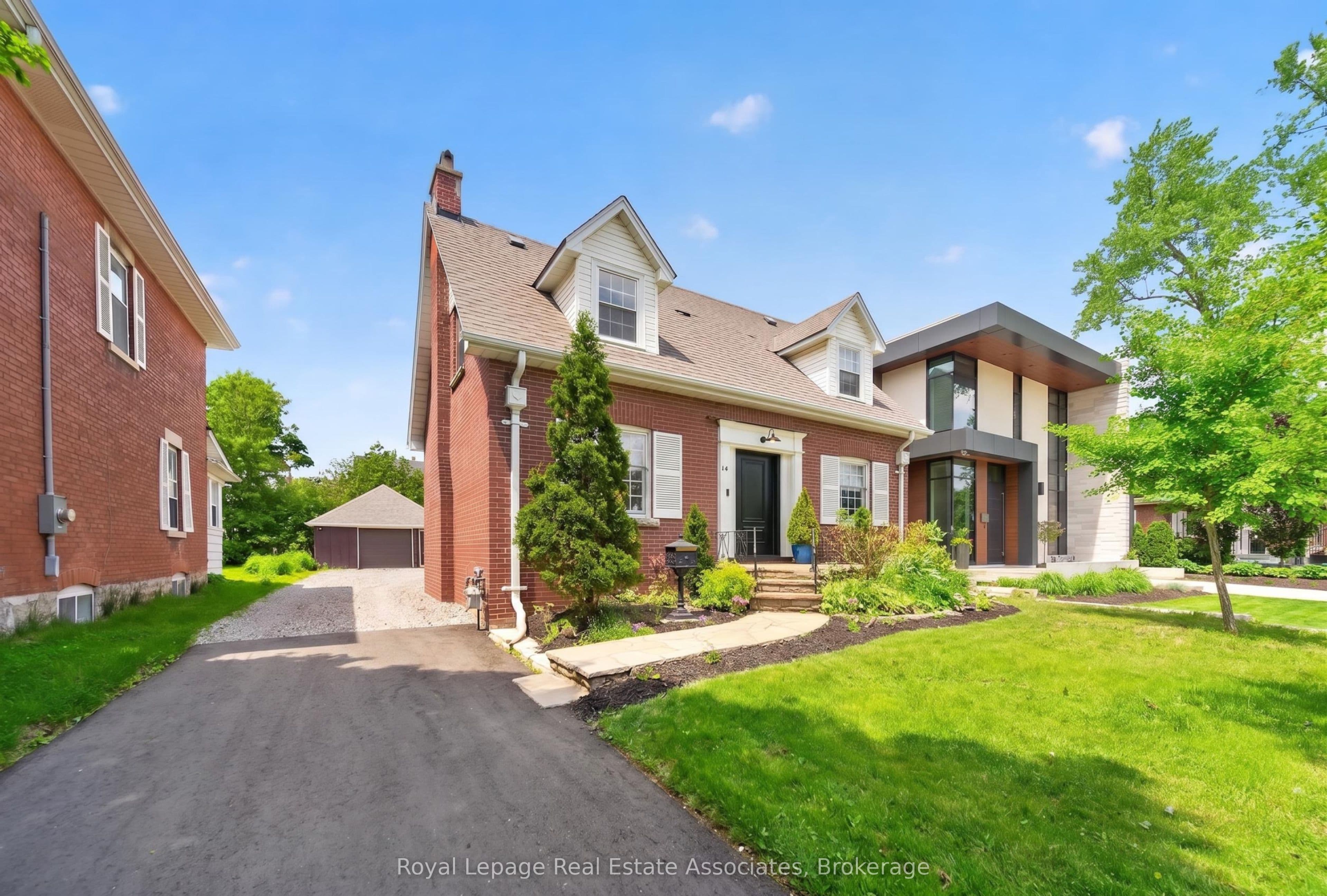 24 Peel Avenue, Brampton