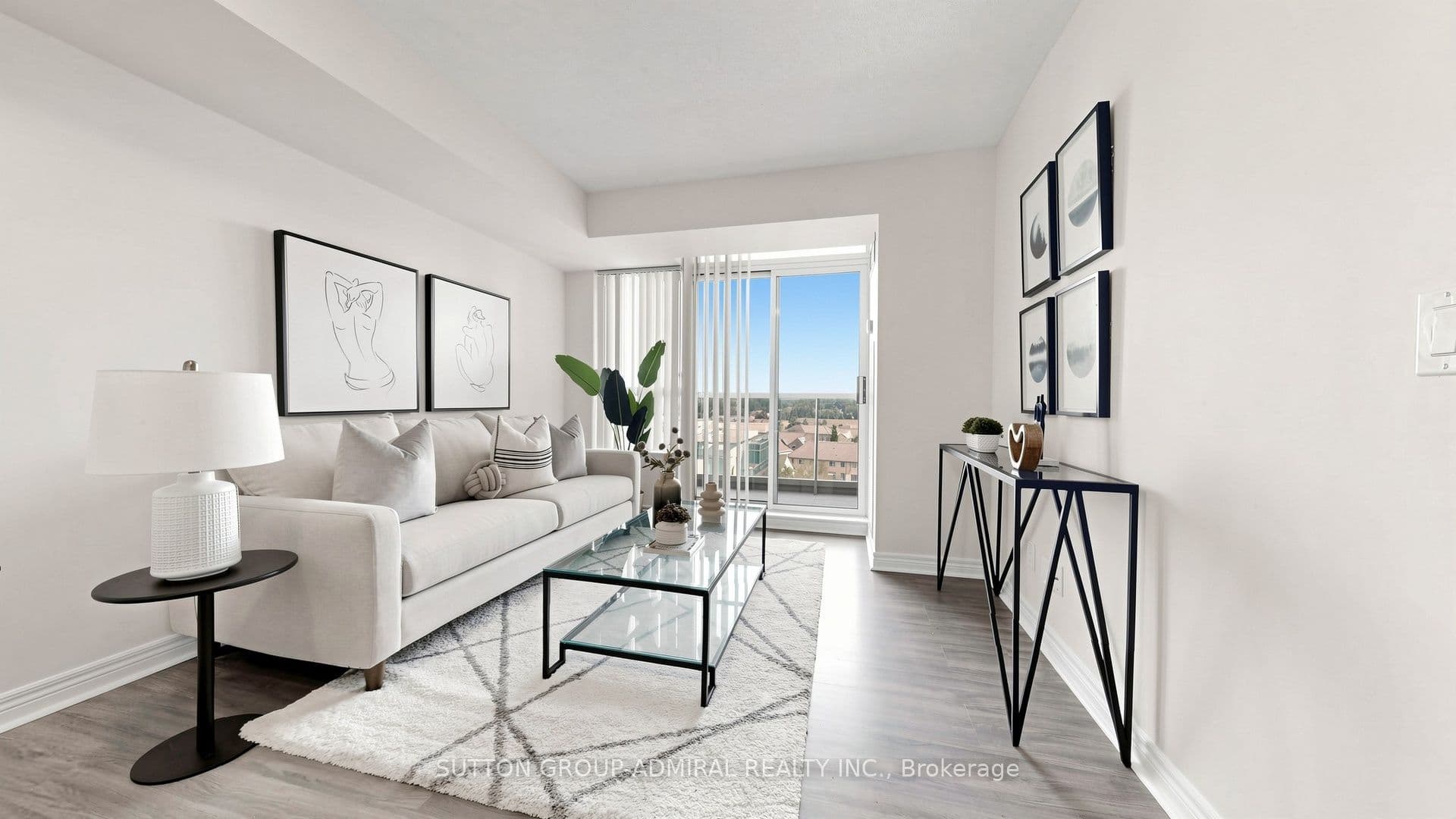 50 Disera Drive Unit 811, Vaughan