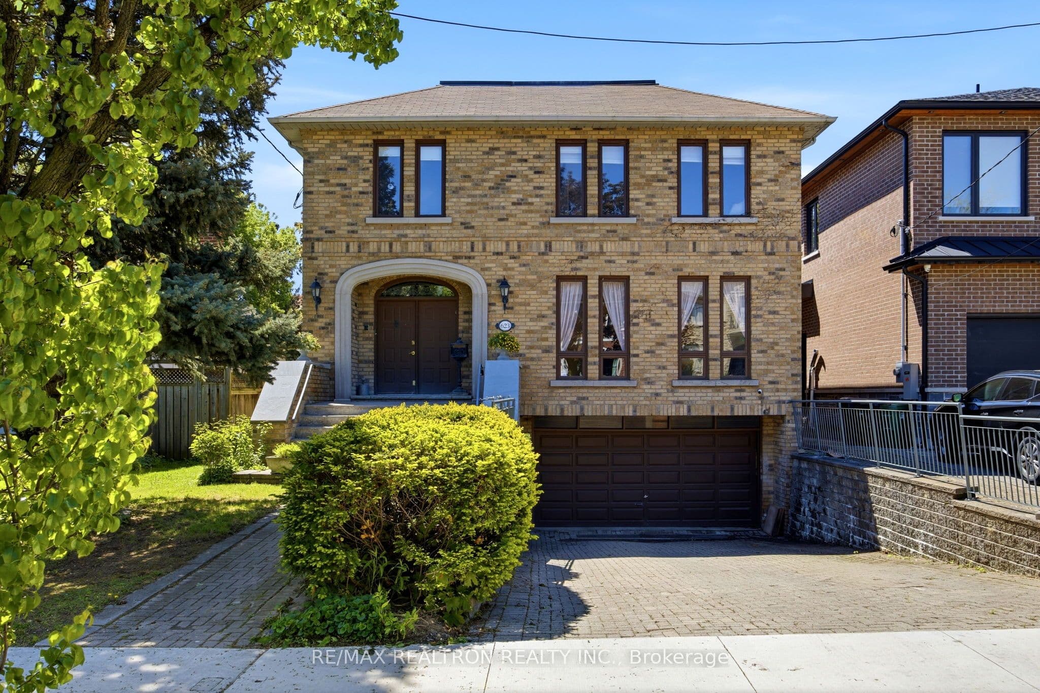 623 Coldstream Avenue, Toronto C04