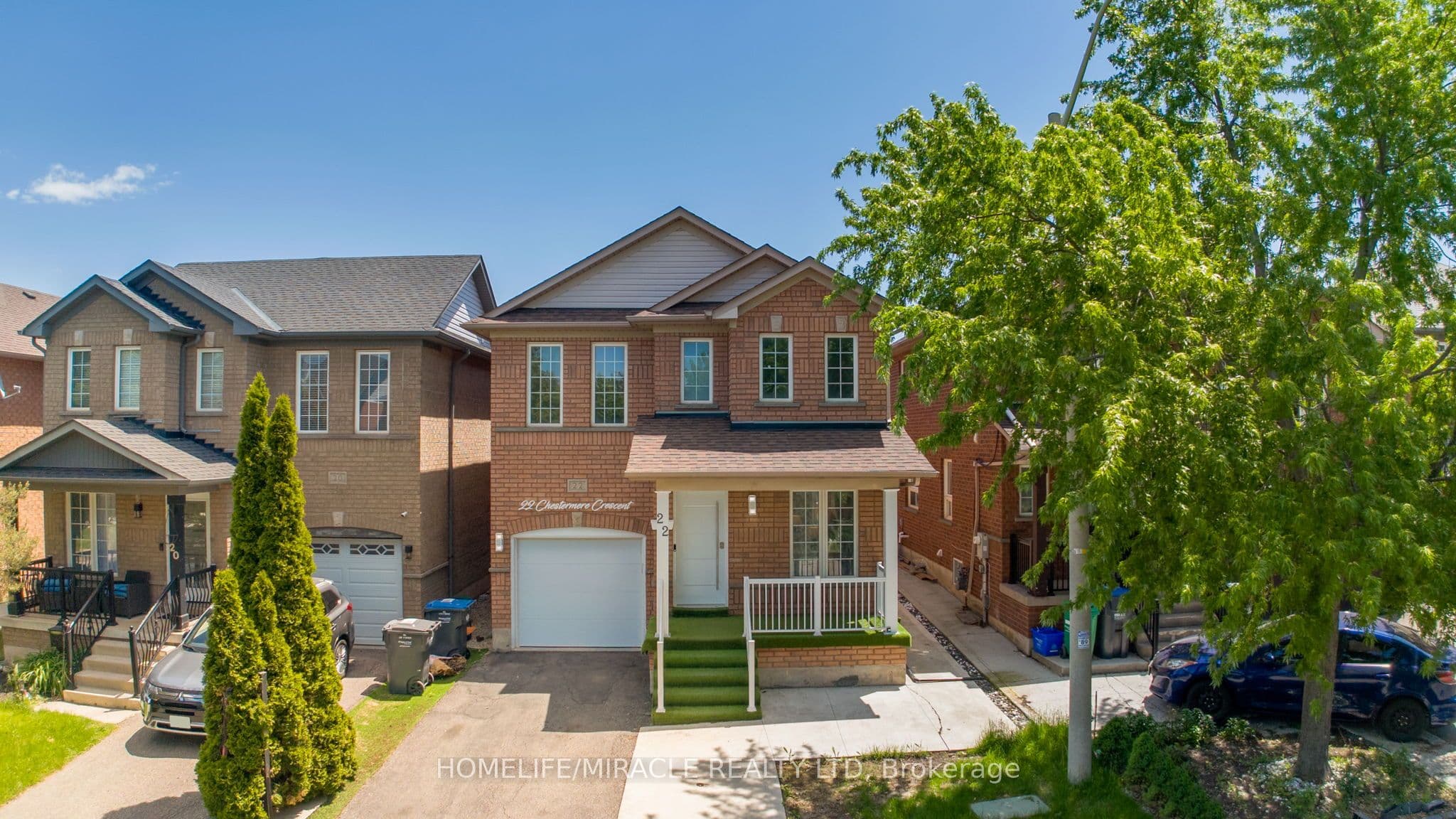 22 Chestermere Crescent, Brampton