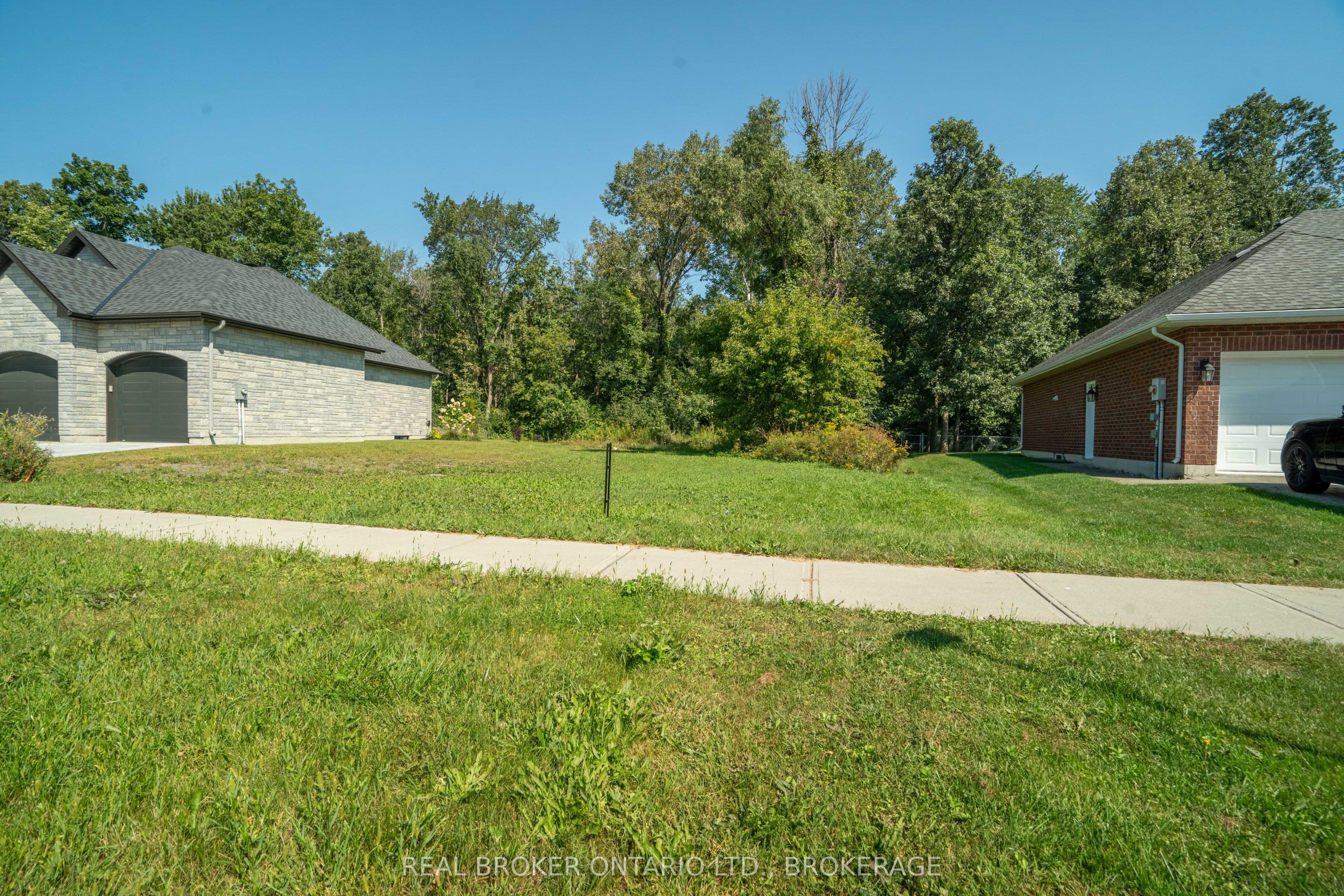 1265 RIVERDALE Avenue, Cornwall