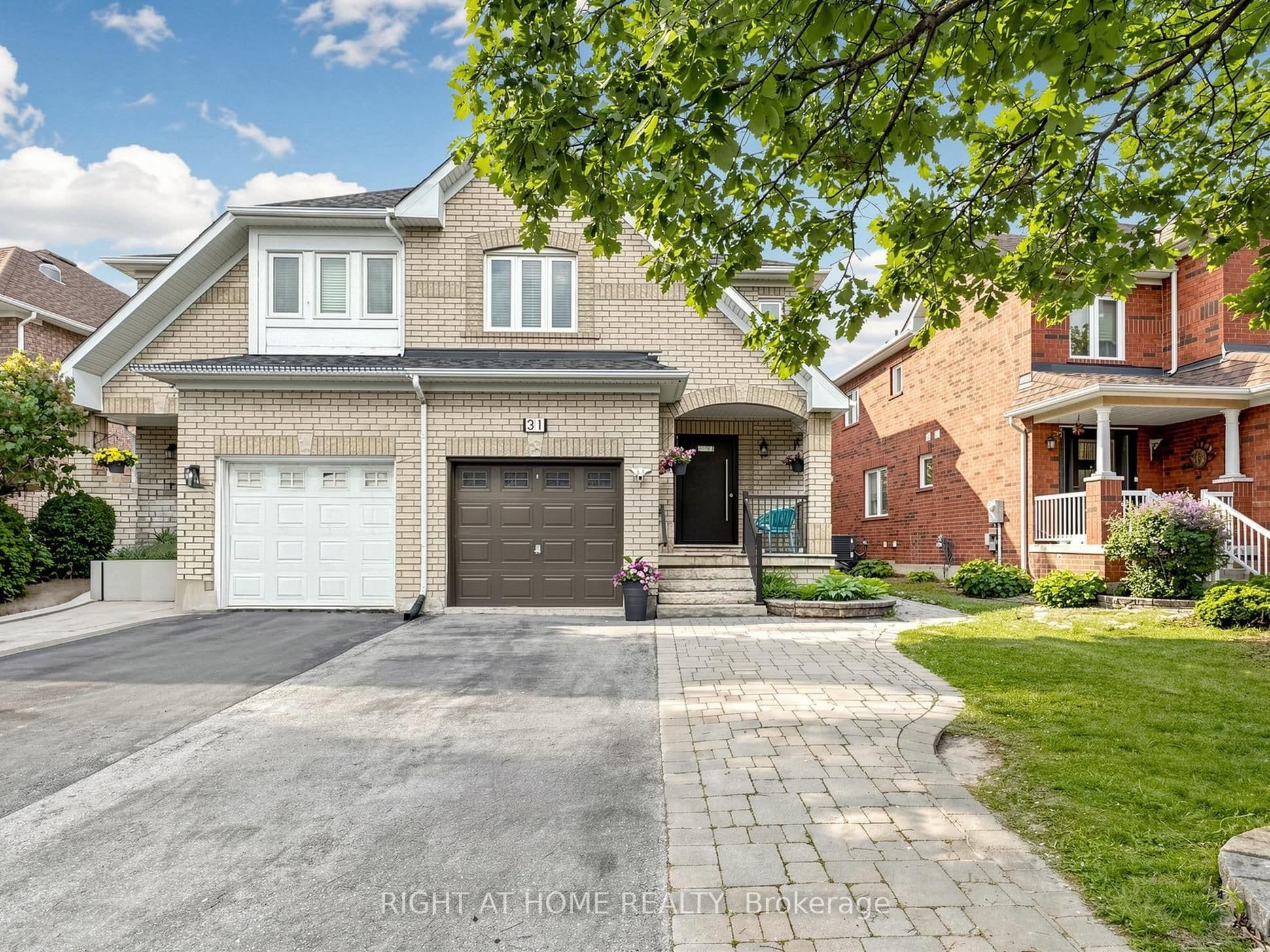 31 National Pine Drive, Vaughan