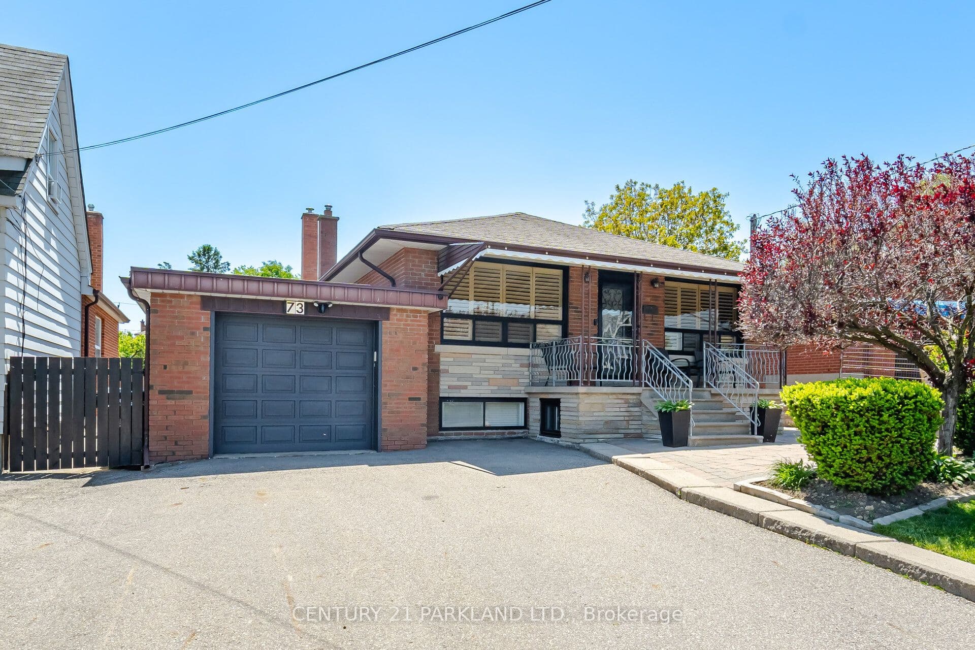 73 Sunset Trail, Toronto W05