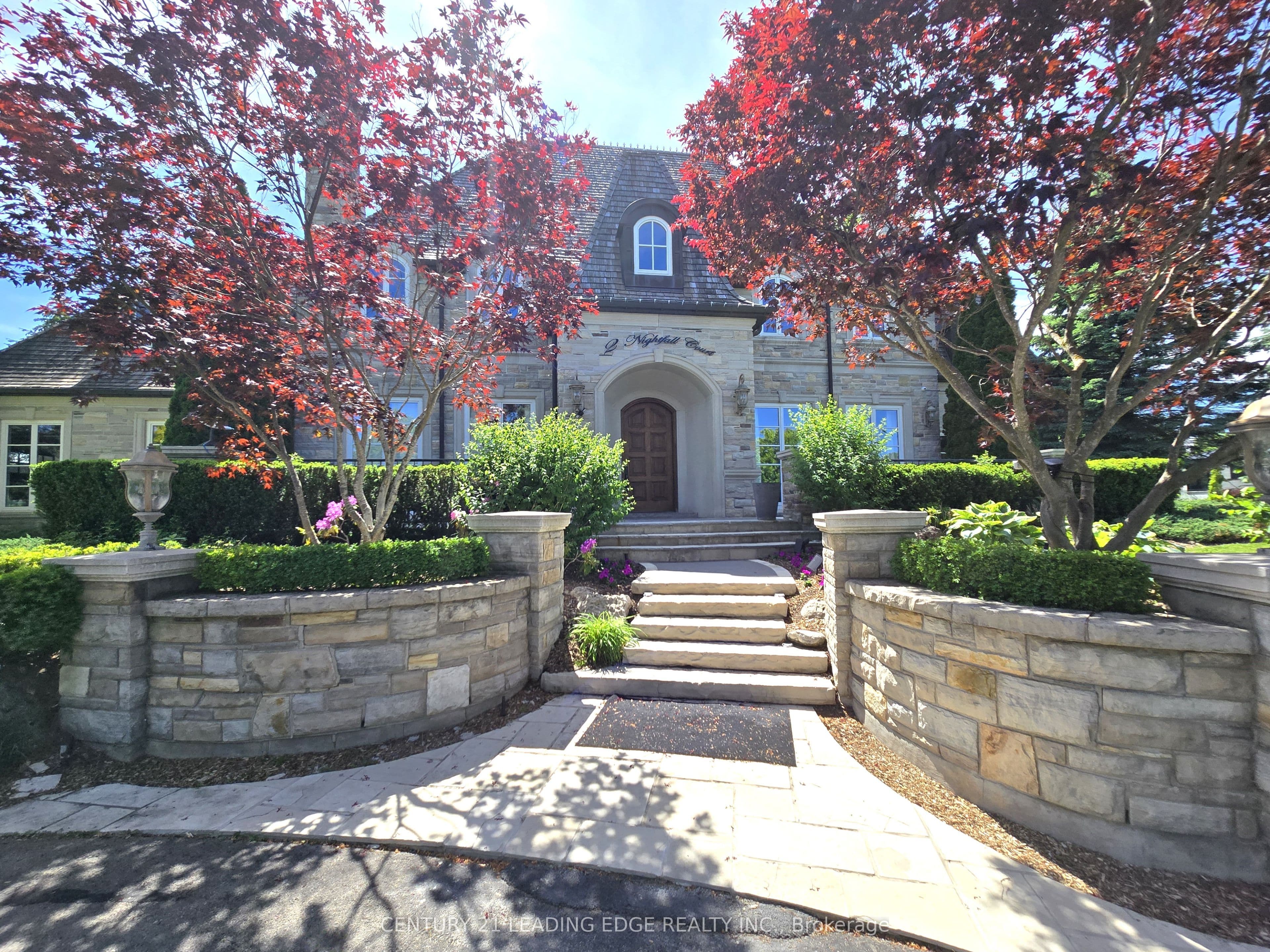 2 Nightfall Court, Vaughan
