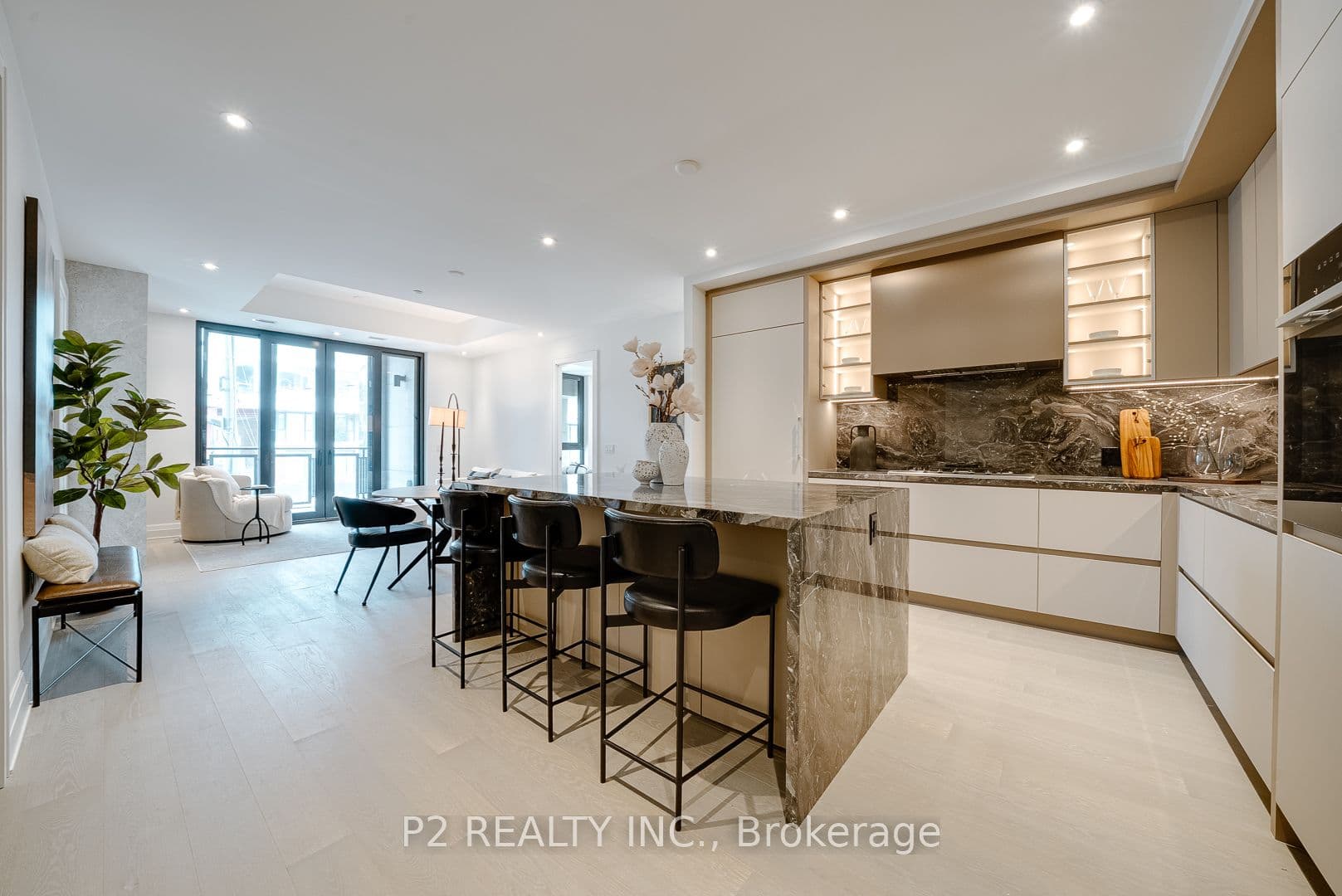 2 Forest Hill Road Unit 208, Toronto C02