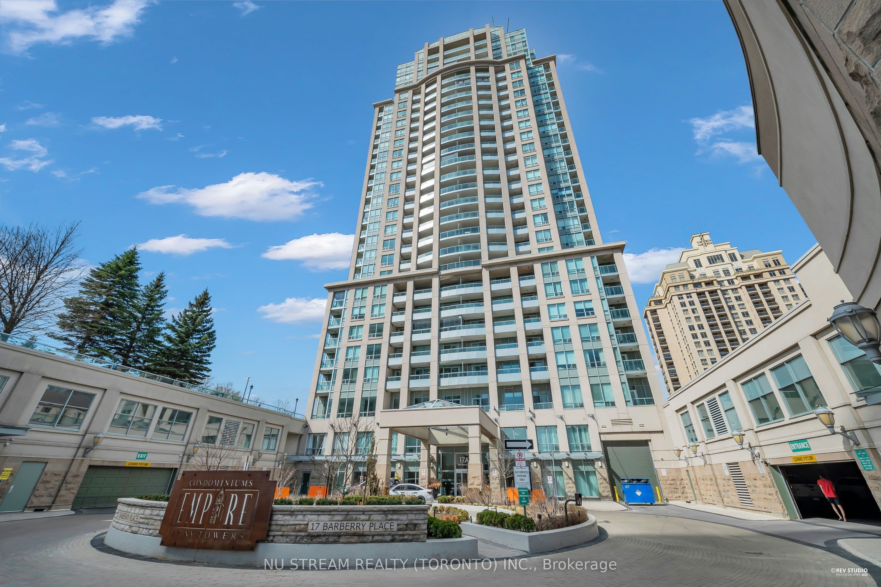 17 Barberry Place Unit PH304, Toronto C15