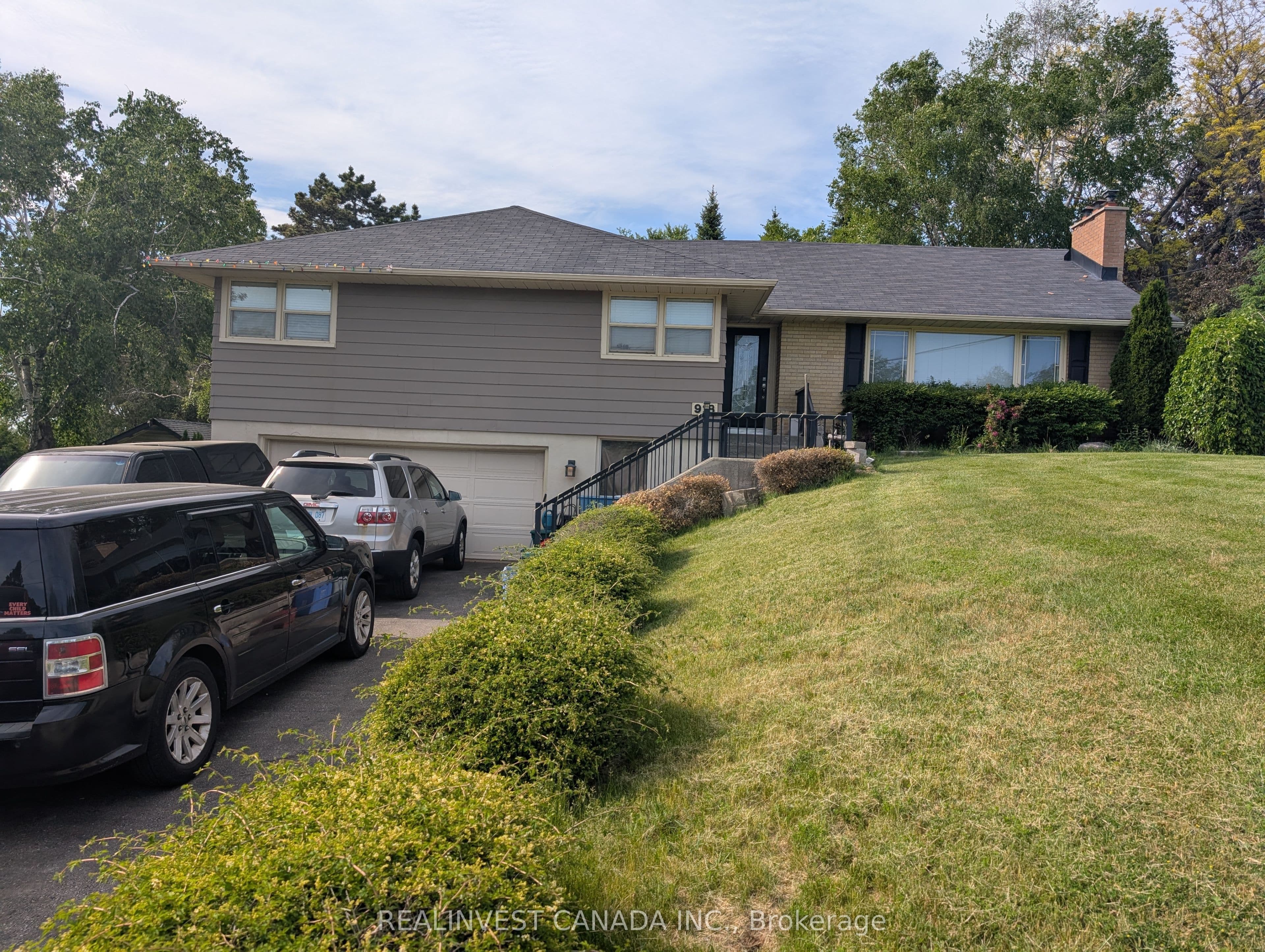 918 Pinecrest Road, Oshawa