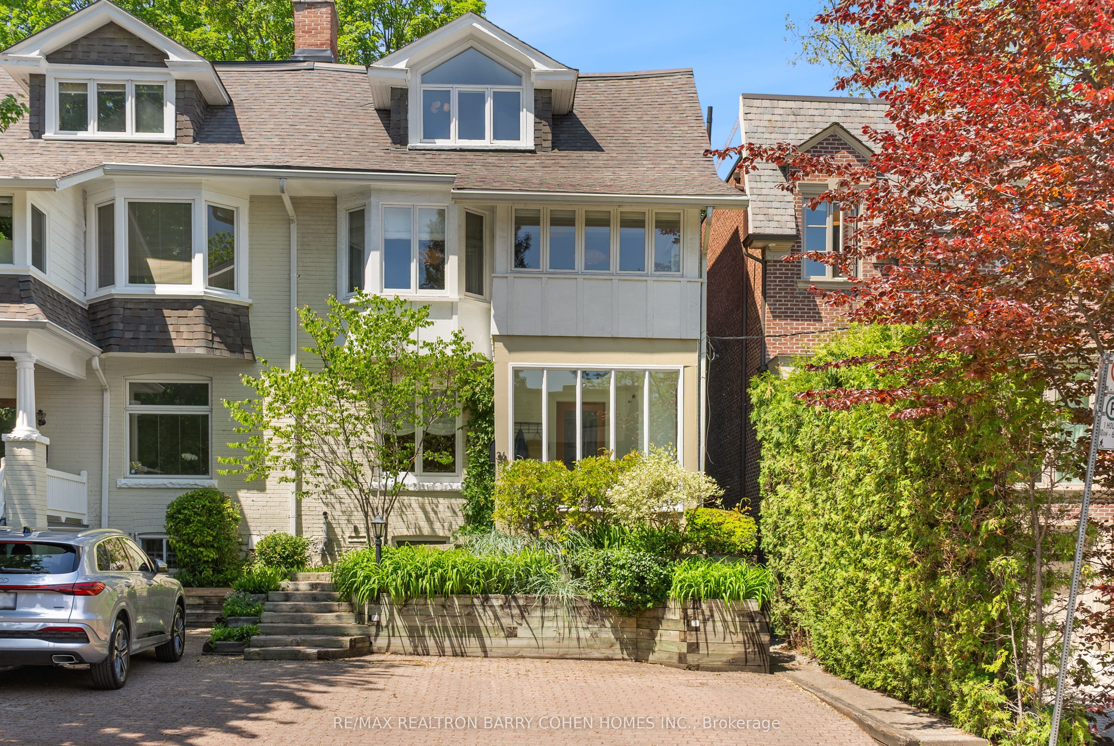 36 Woodlawn Avenue W, Toronto C02