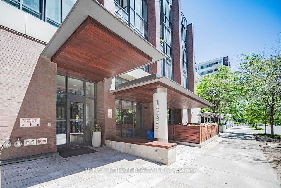 225 Sackville Street Unit 901, Toronto C08