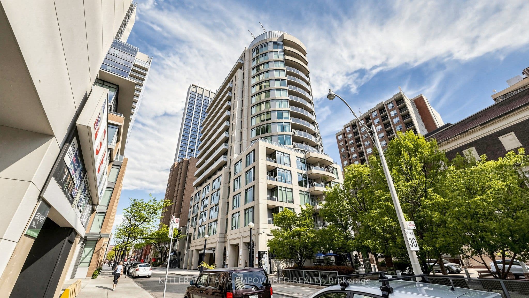 8 Scollard Street Unit 311, Toronto C02
