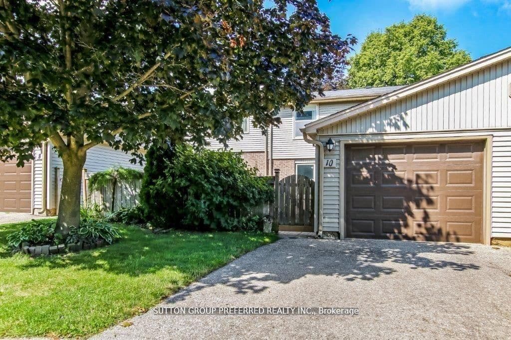 10 Berkshire Court, London South