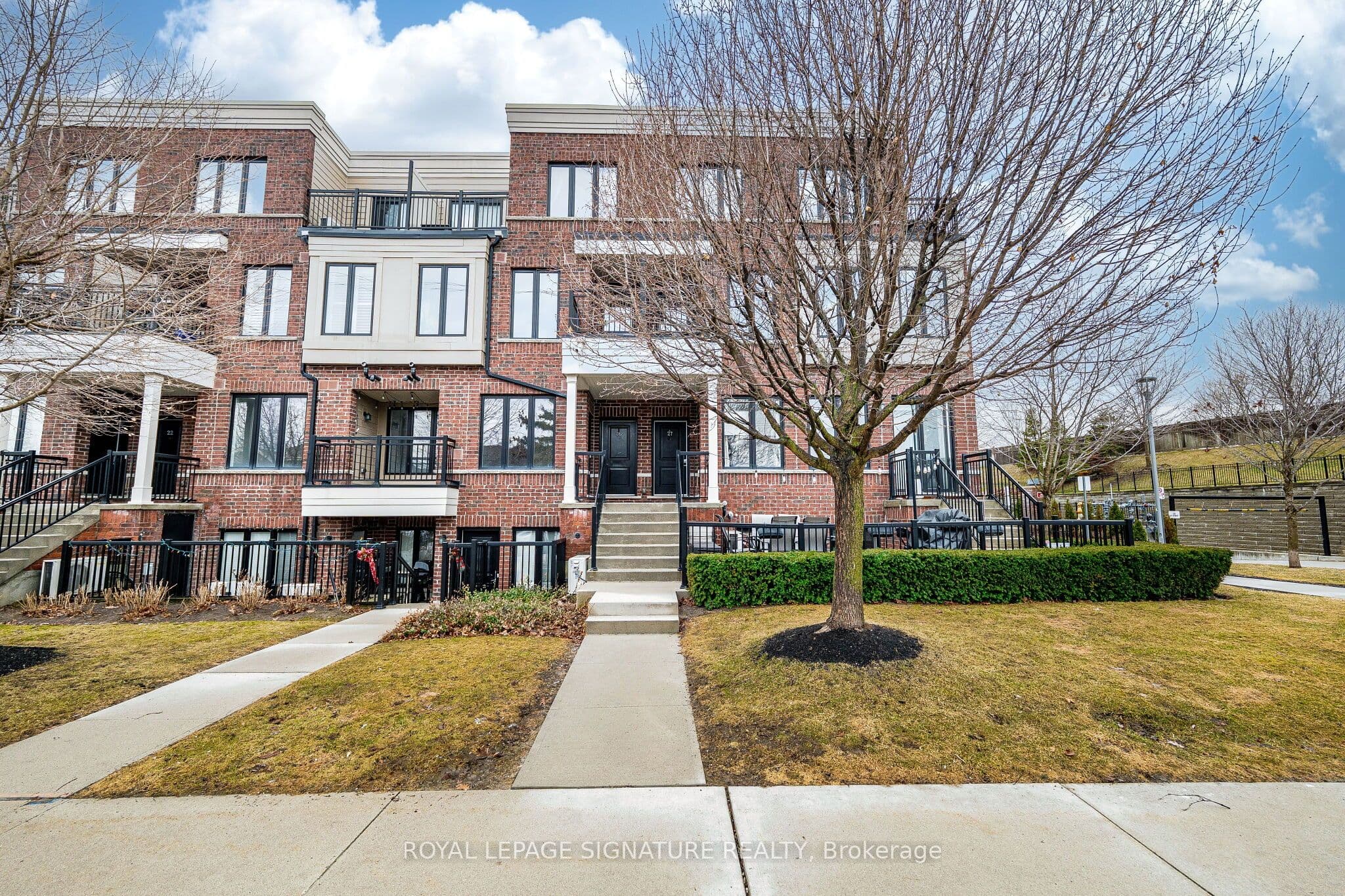 120 Twenty Fourth Street Unit 27, Toronto W06