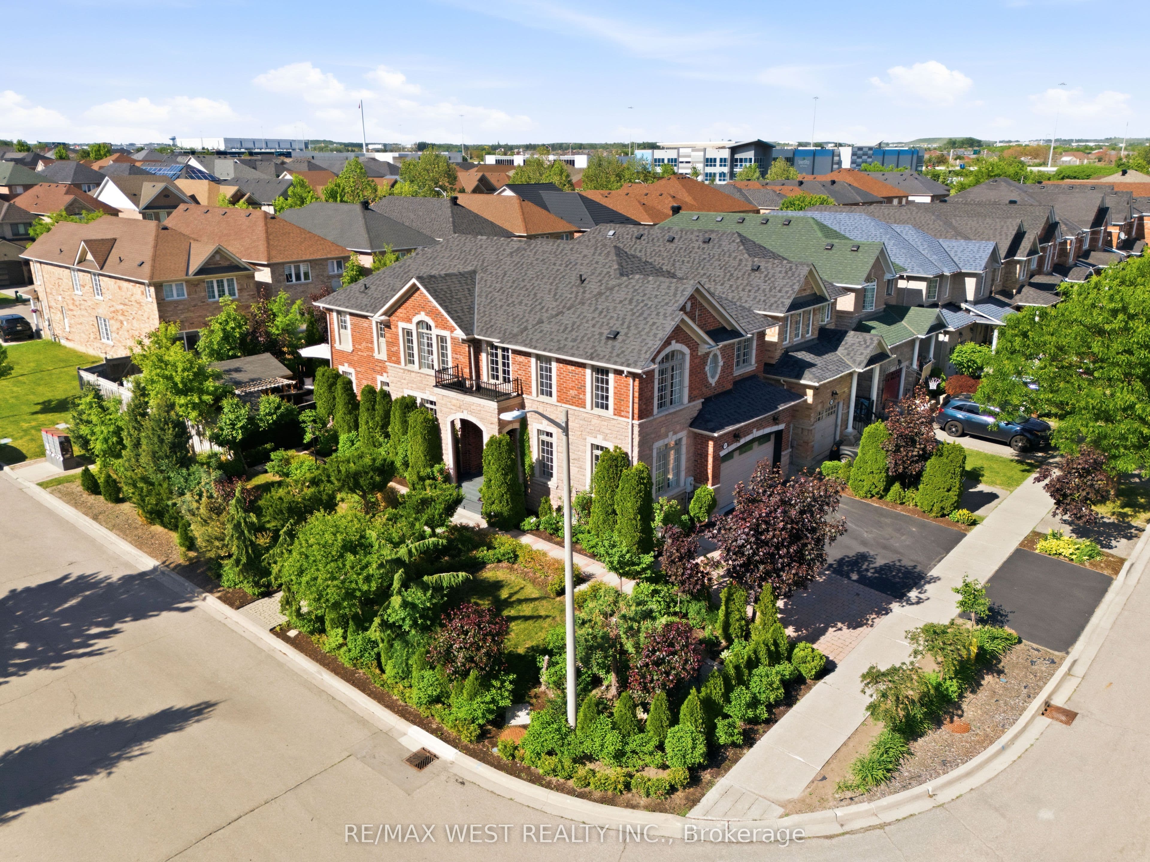 127 Ozner Crescent, Vaughan
