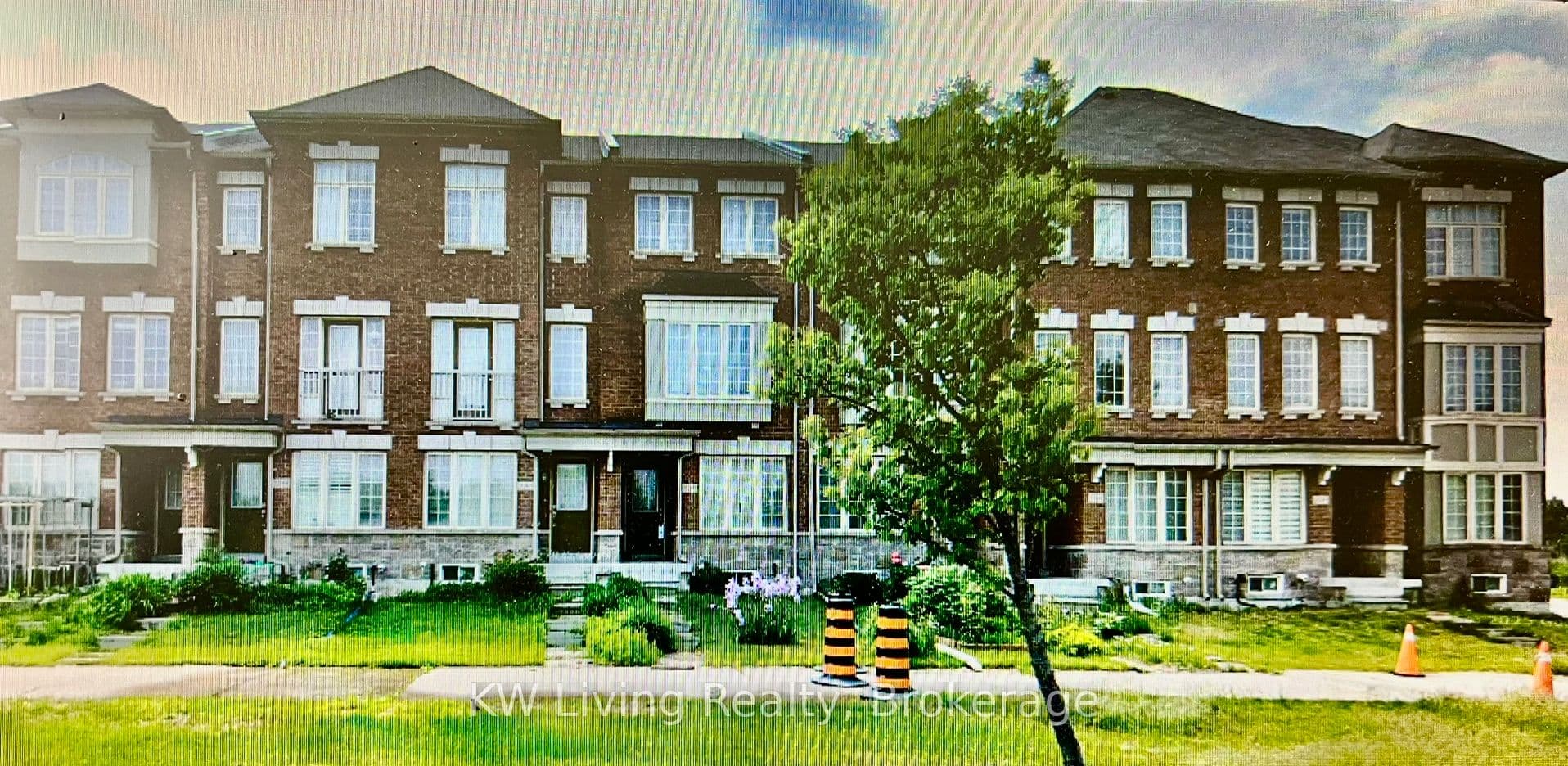 5247 Major Mackenzie Drive, Markham