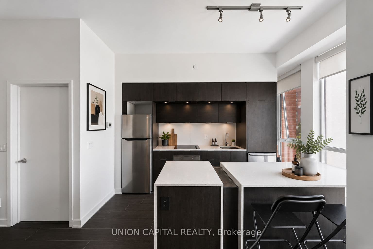 170 Sumach Street Unit 417, Toronto C08