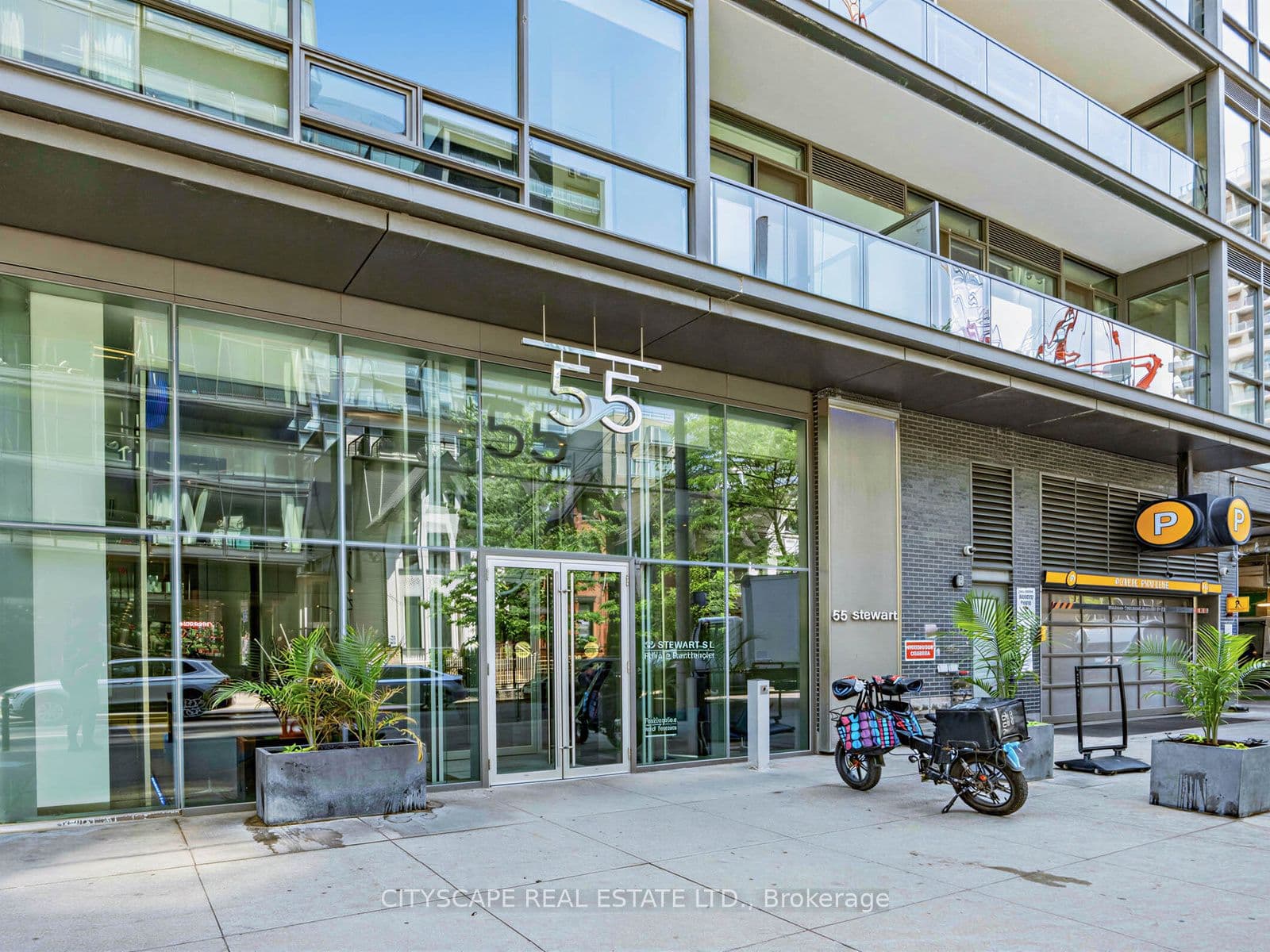 55 Stewart Street Unit 924, Toronto C01