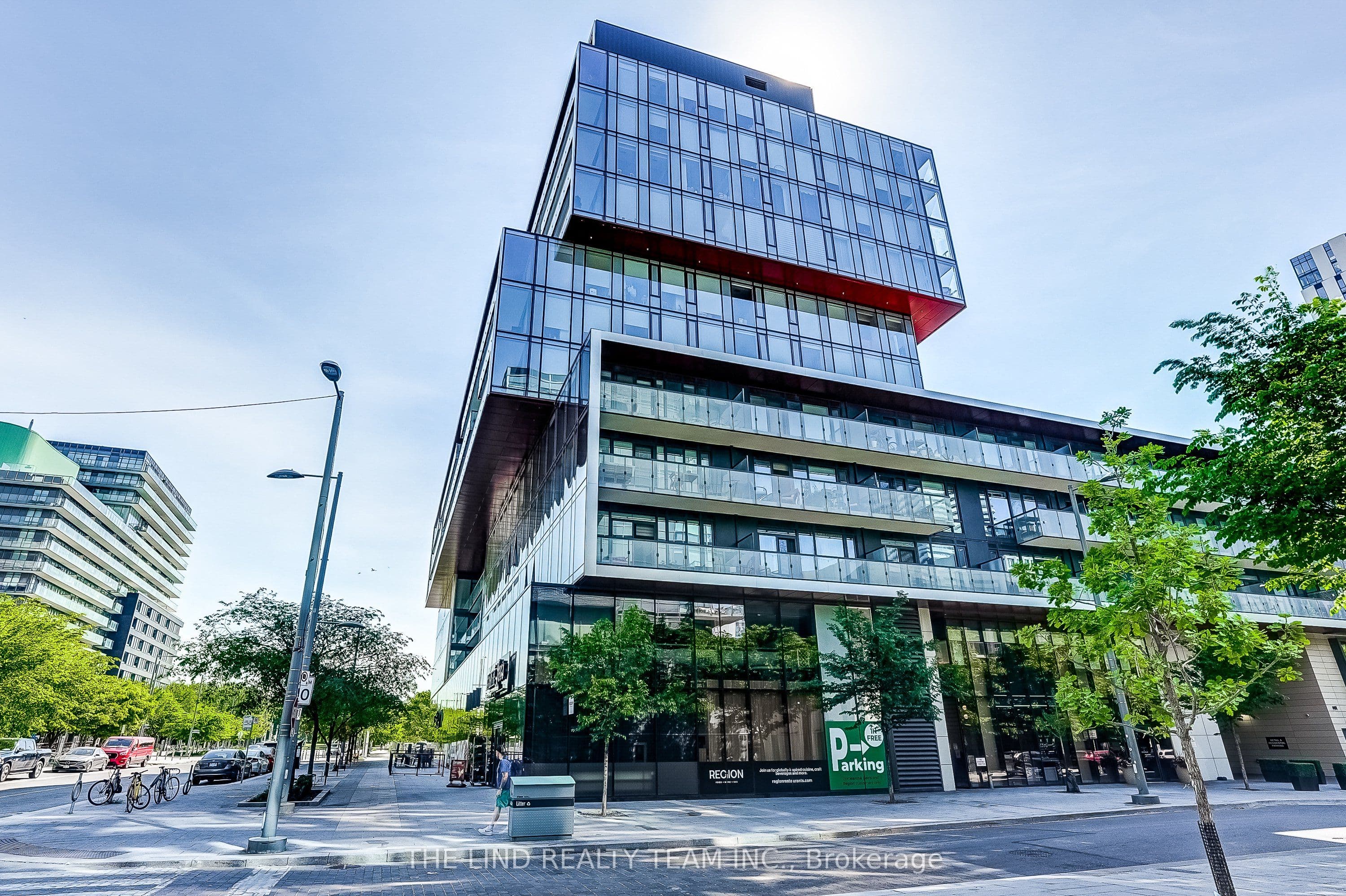 35 Rolling Mills Road Unit 527, Toronto C08