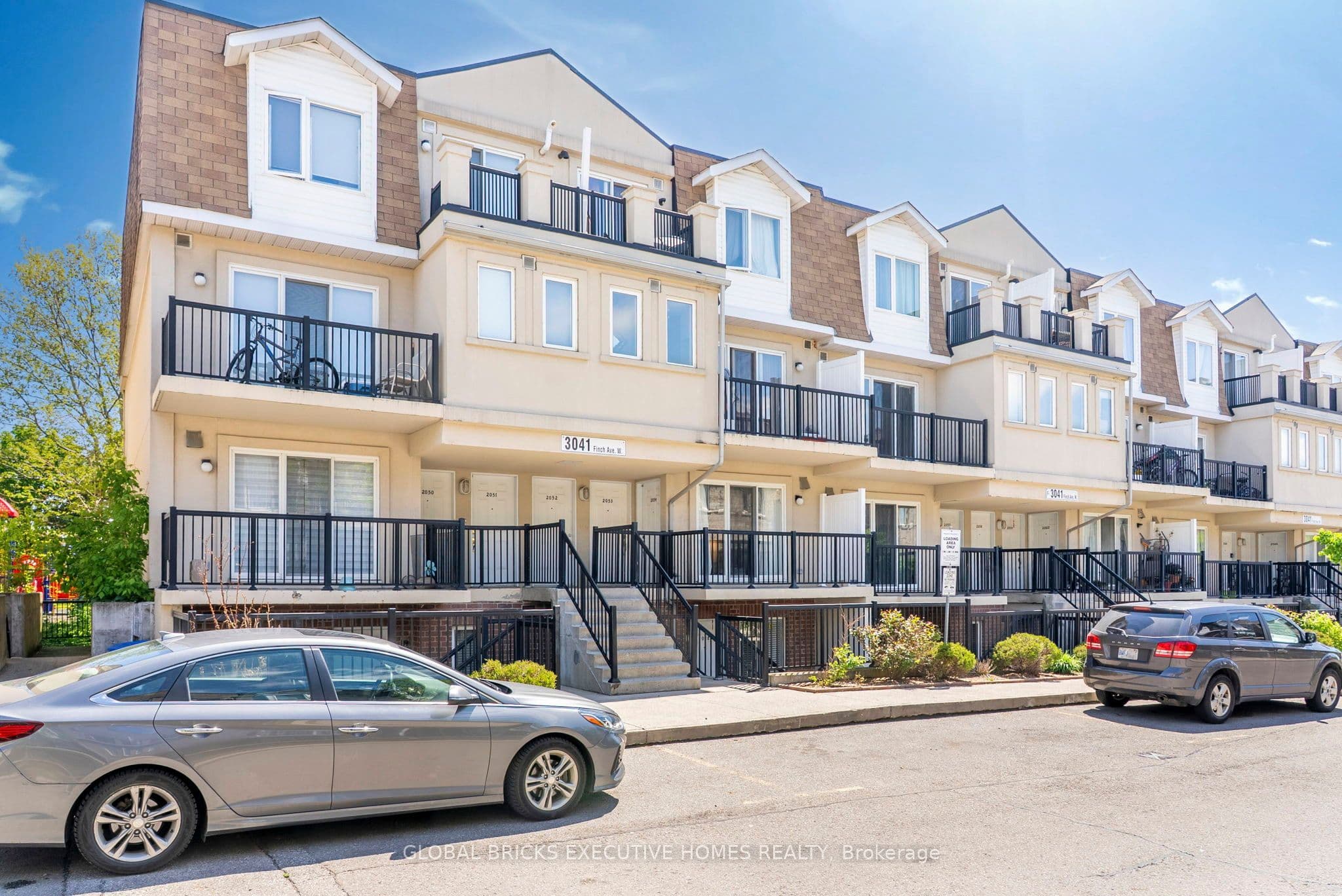 3041 Finch Avenue W Unit 2054, Toronto W05