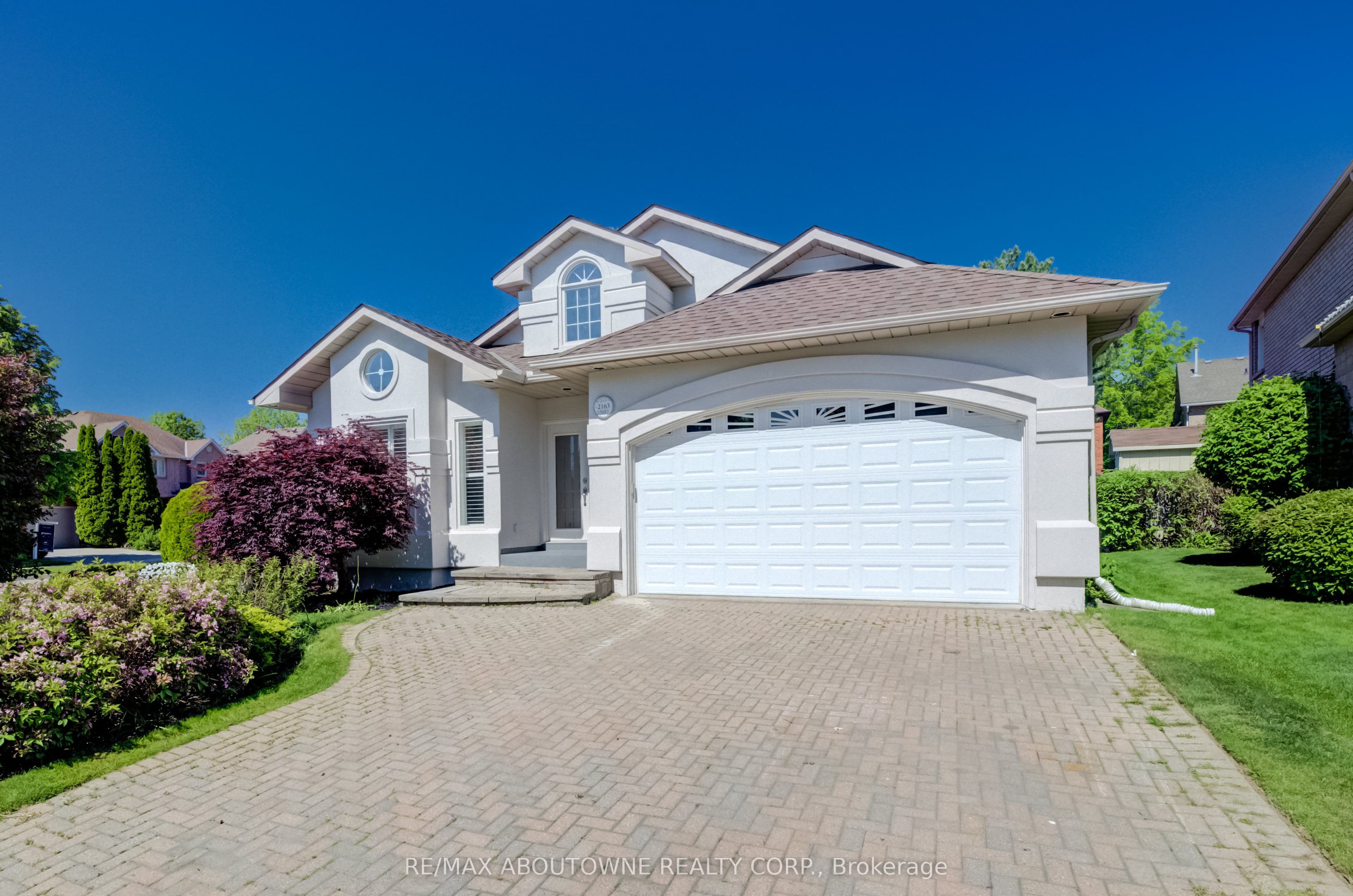 2163 LANGTRY Drive, Oakville
