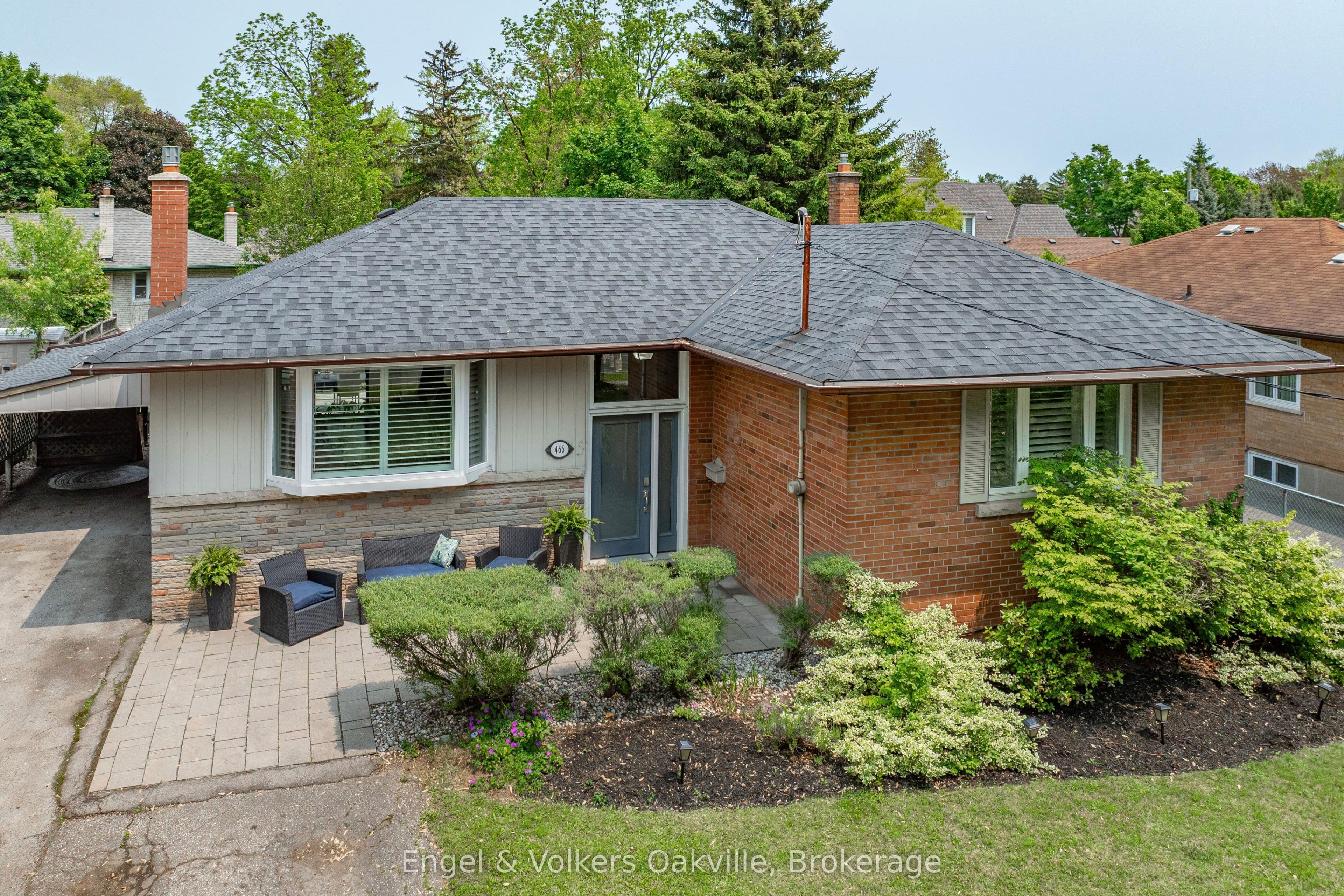 465 Fourth Line, Oakville