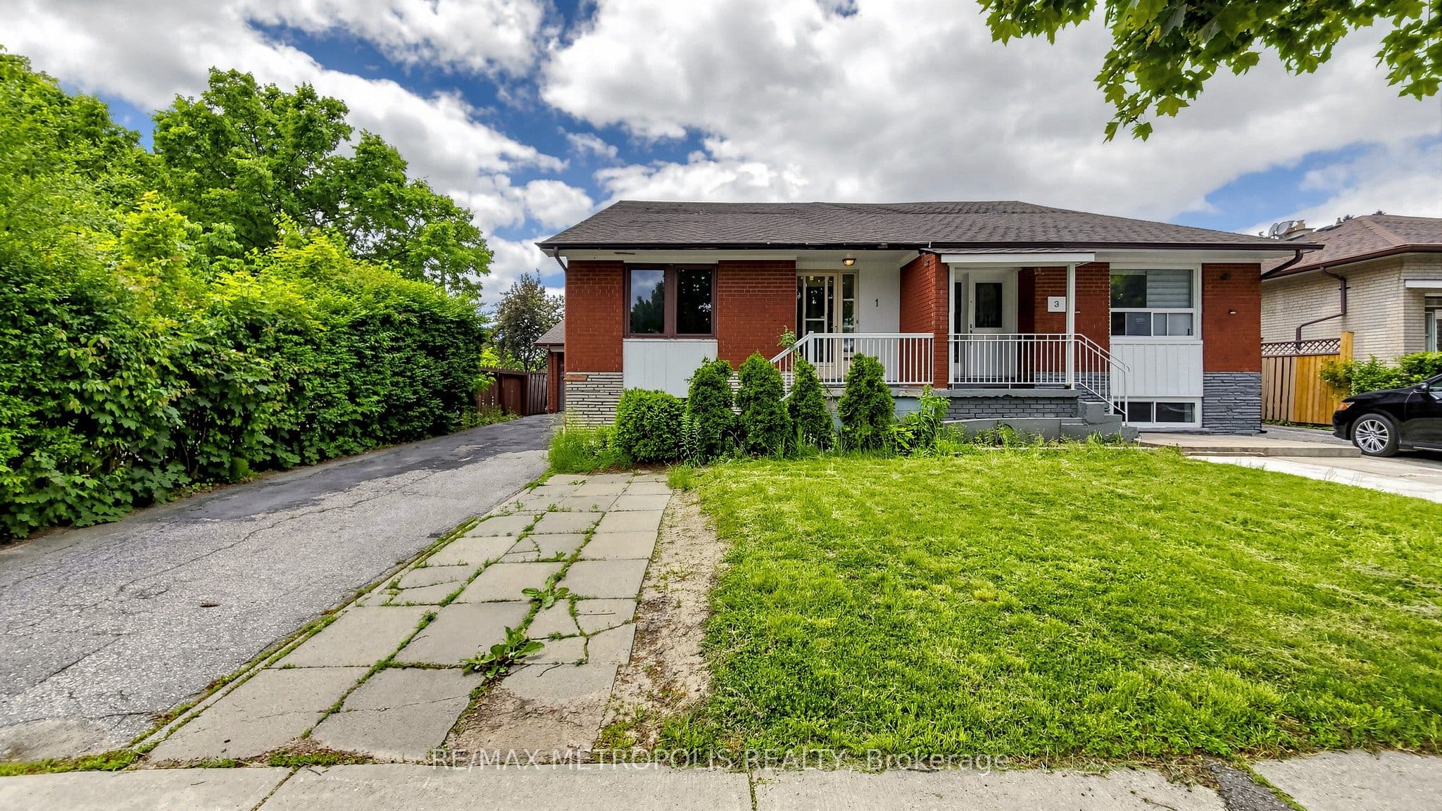 1 Council Crescent, Toronto W05