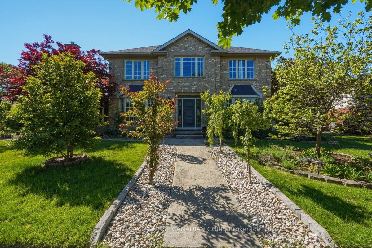 267 Pine Valley Drive, London South