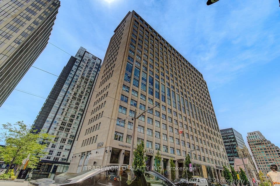 111 St. Clair Avenue W Unit 1428, Toronto C02