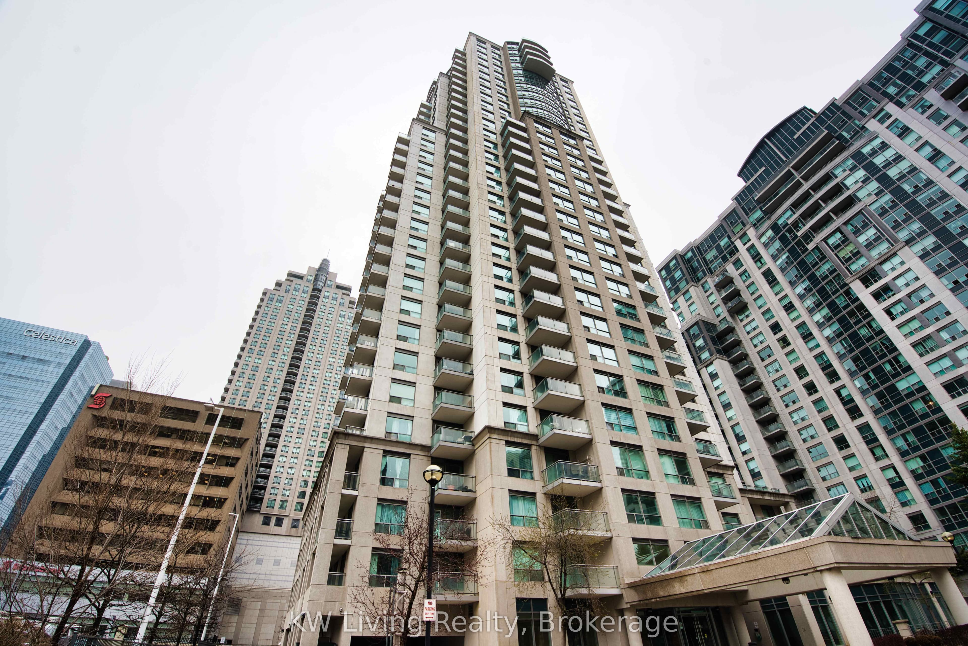 21 Hillcrest Avenue Unit 2101, Toronto C14