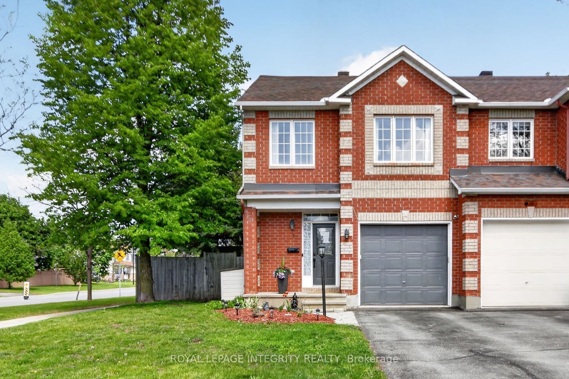 1 Chantilly Gate, Stittsville - Munster - Richmond