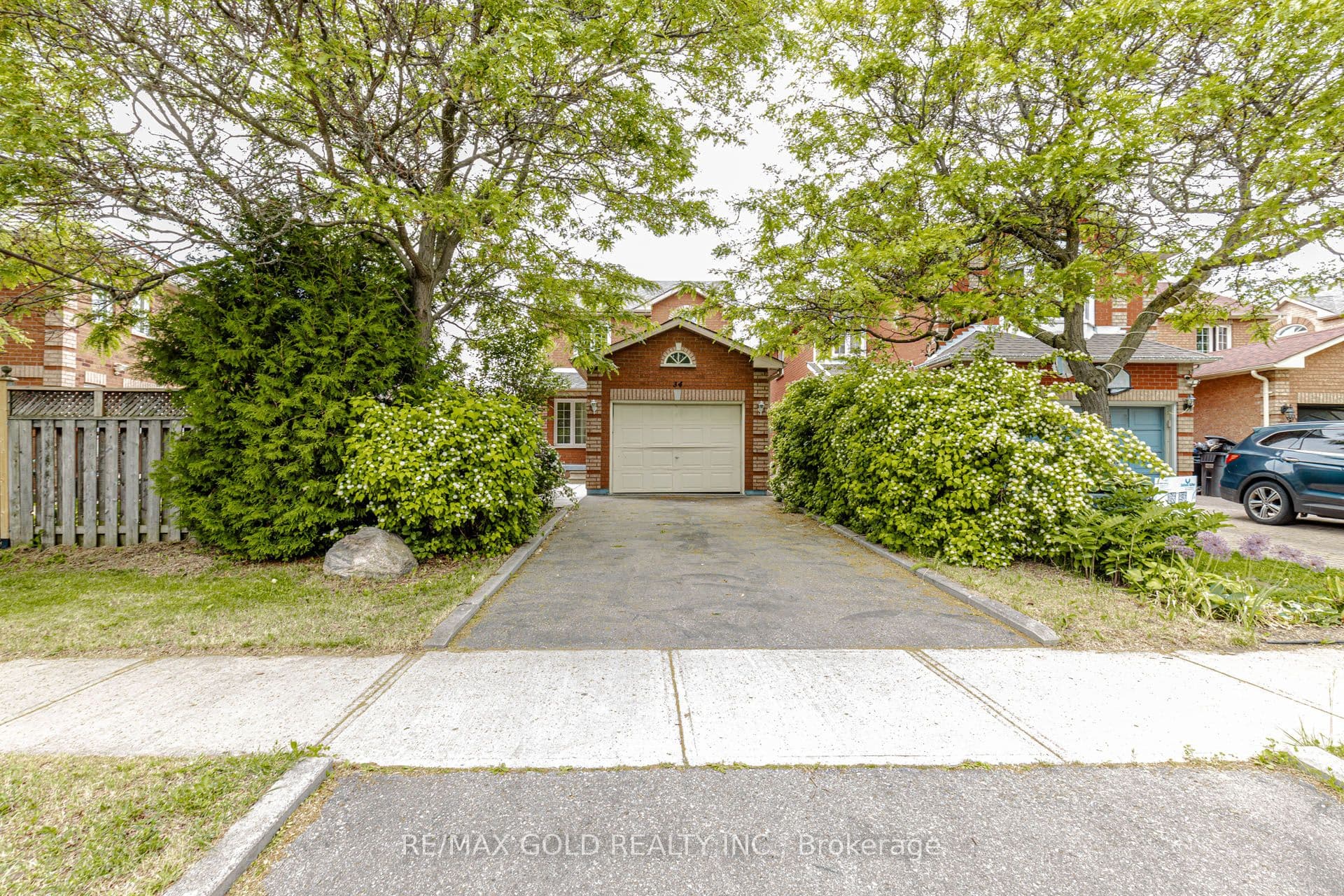 34 White Tail Crescent, Brampton
