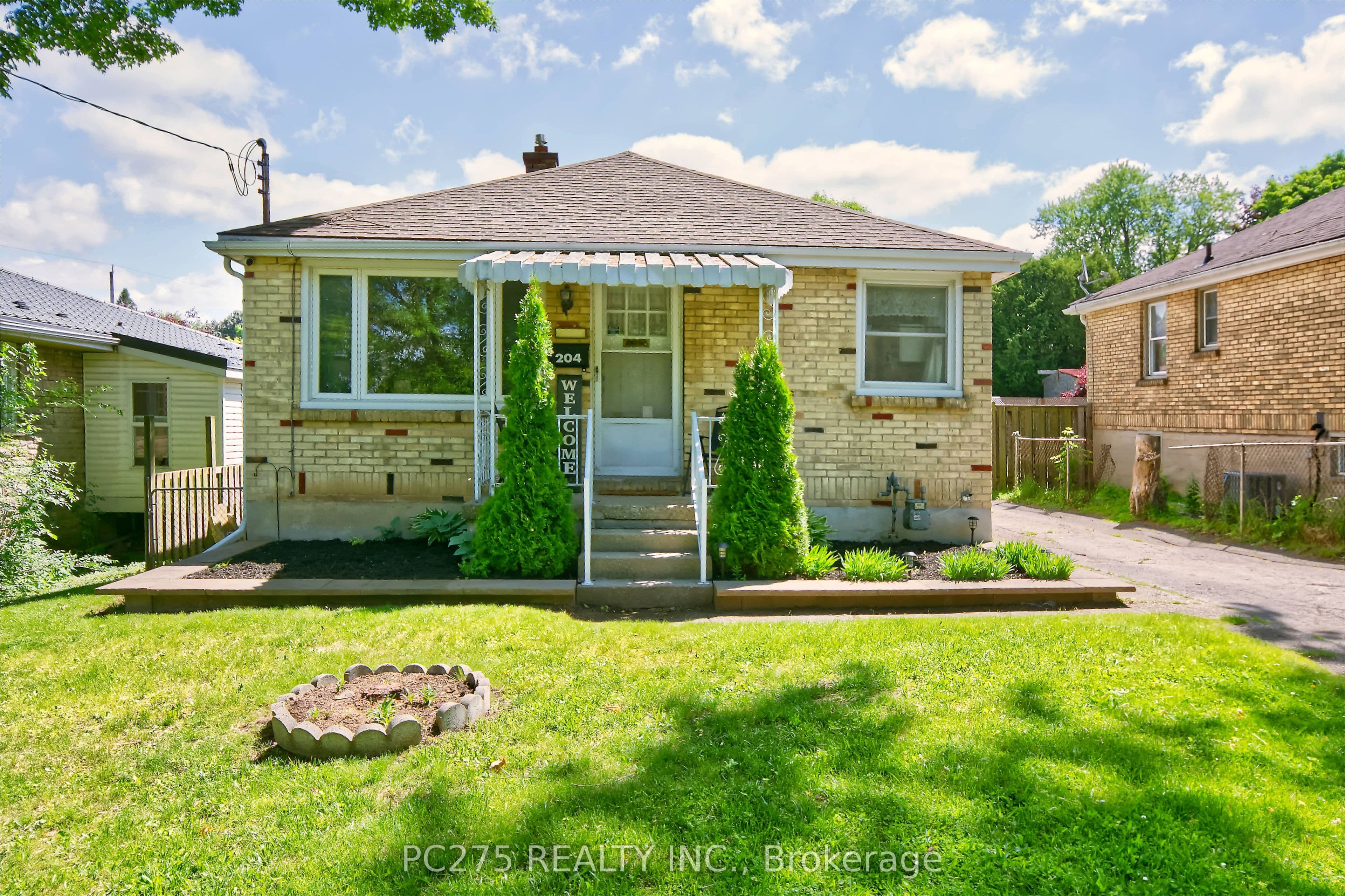 204 Taylor Street, London East