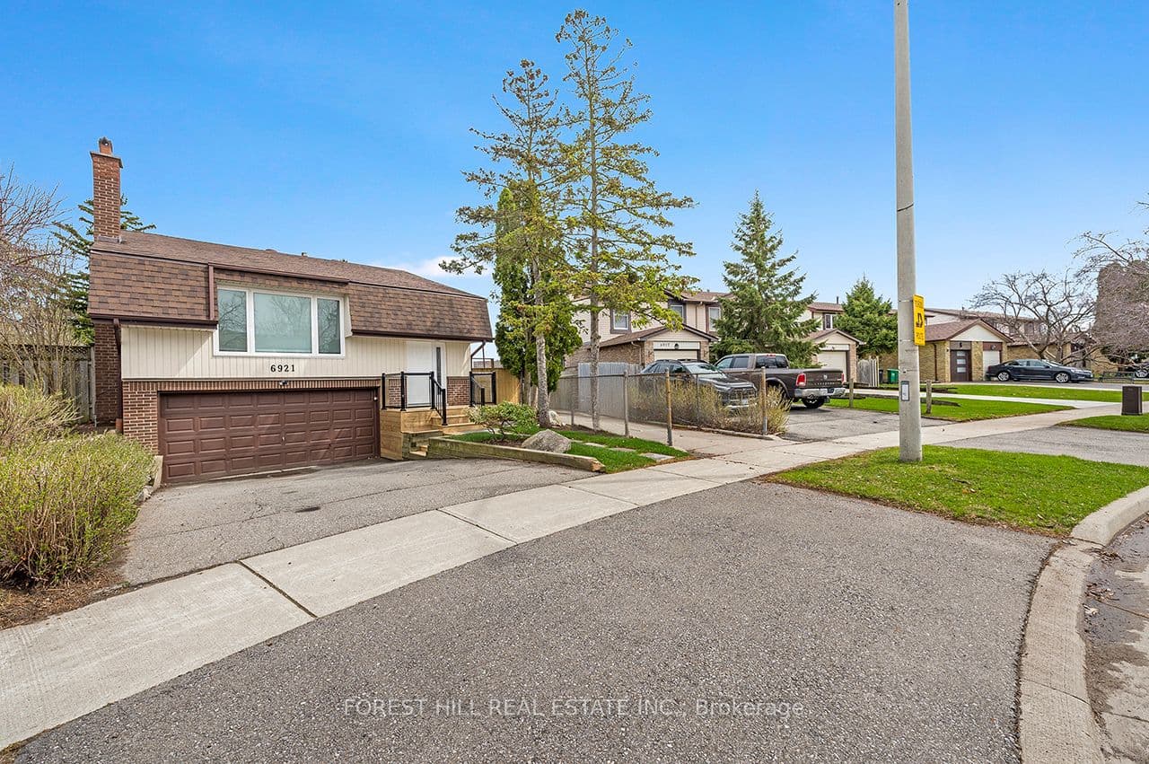 6921 Avila Road, Mississauga