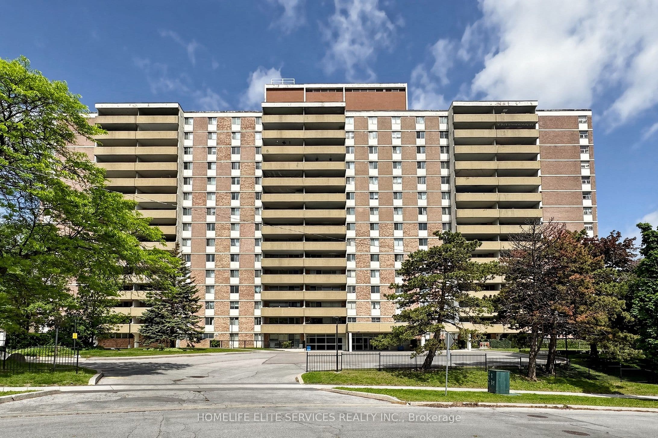 120 Dundalk Drive Unit 408, Toronto E04