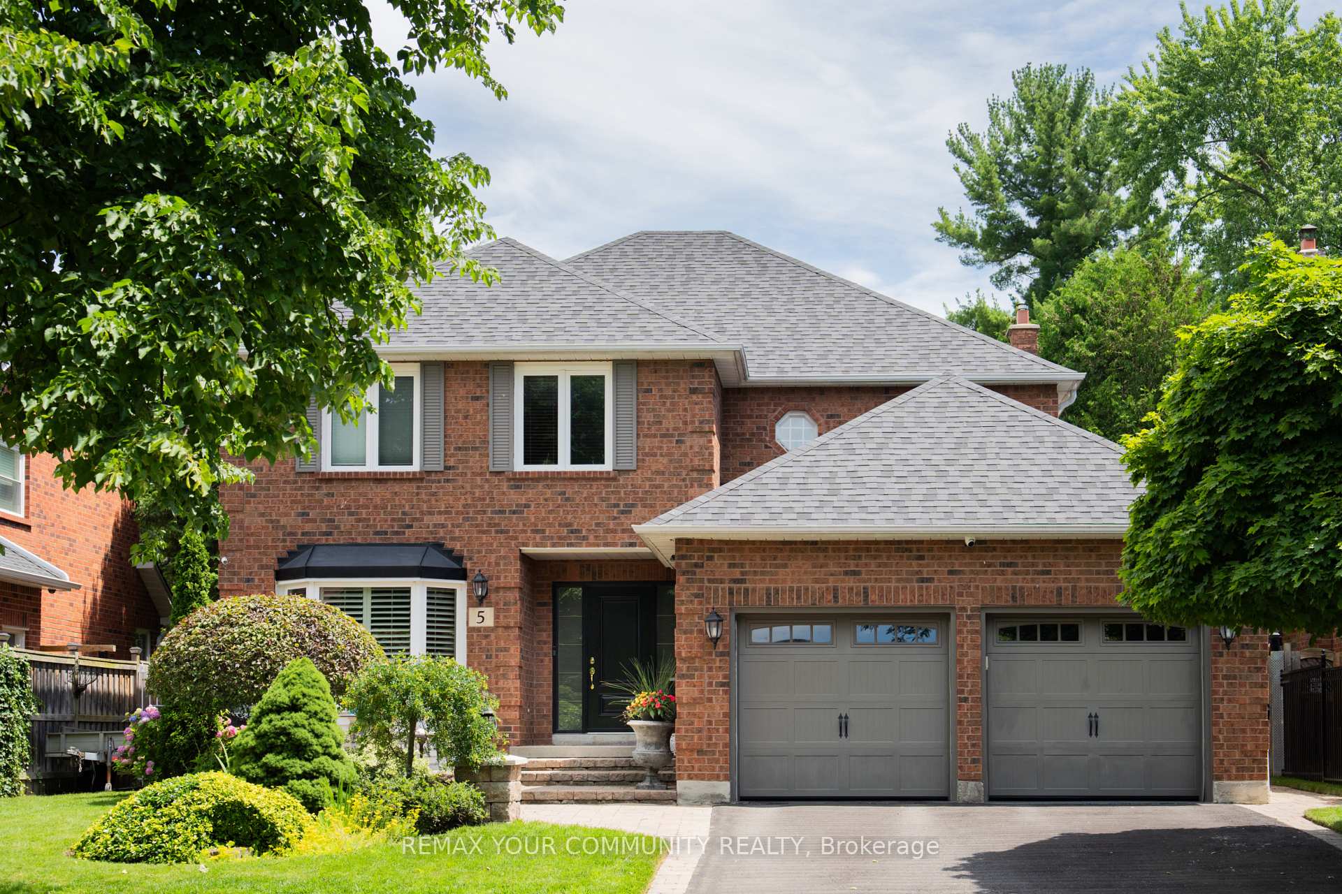 5 Carriage Lane, Clarington