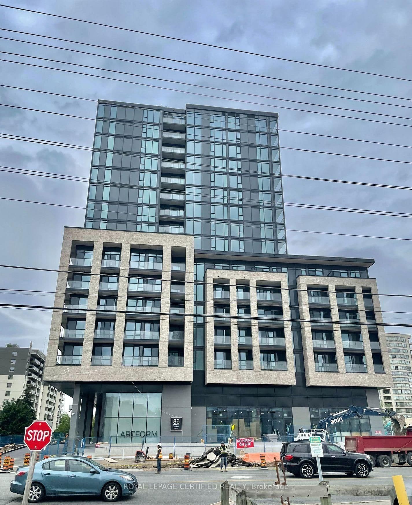 86 Dundas Street E Unit 302, Mississauga
