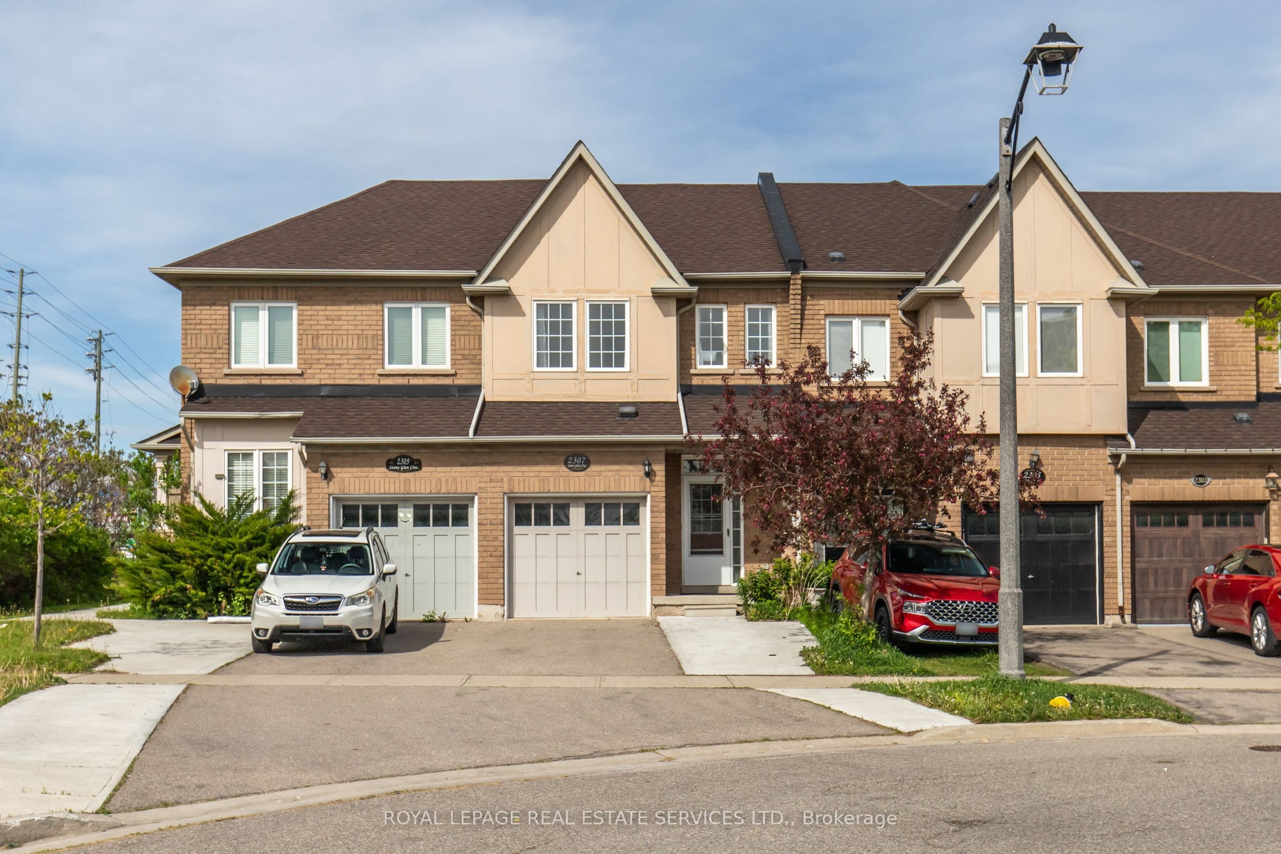 2307 Stone Glen Crescent, Oakville