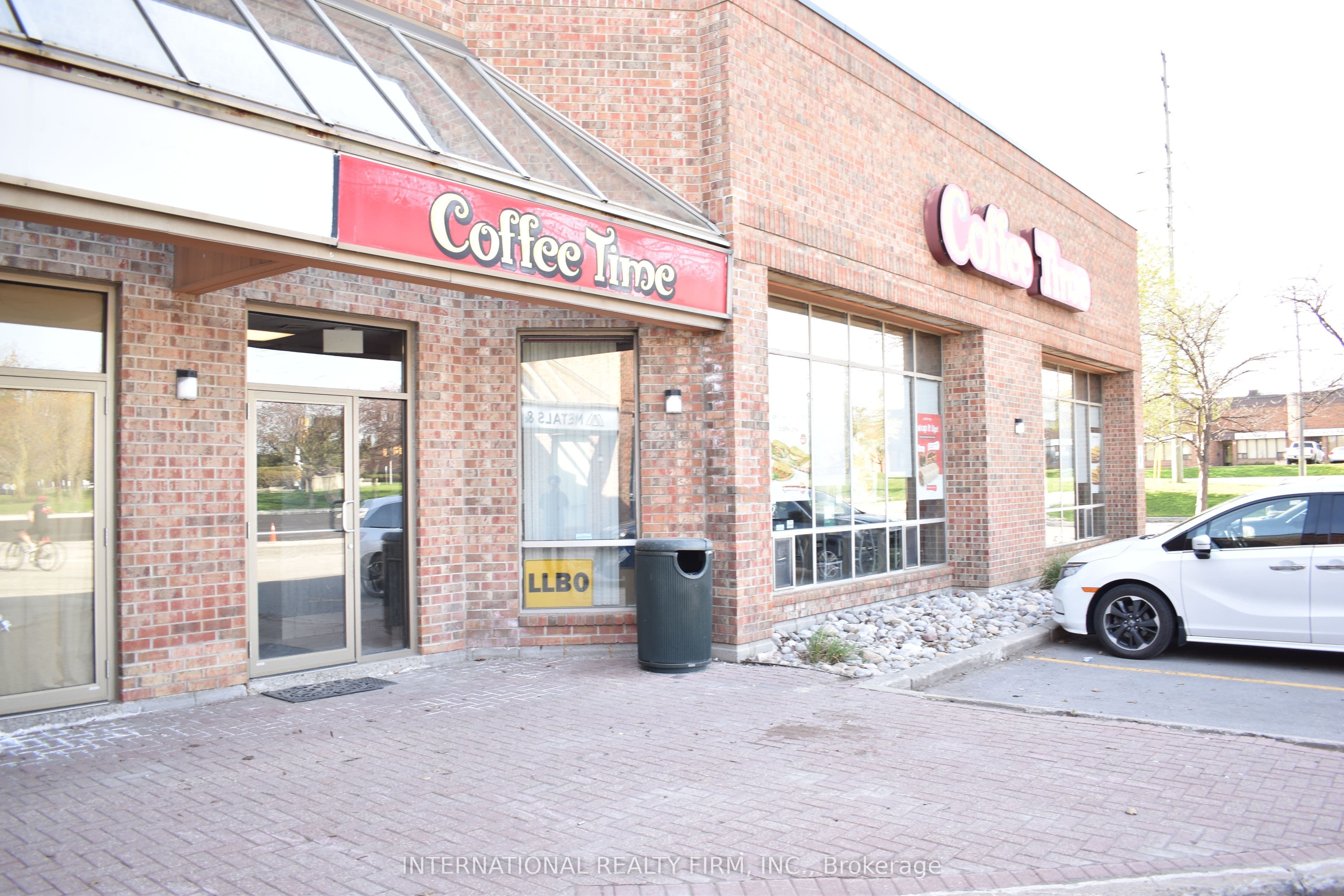 15 Connie Crescent Unit 6, Vaughan