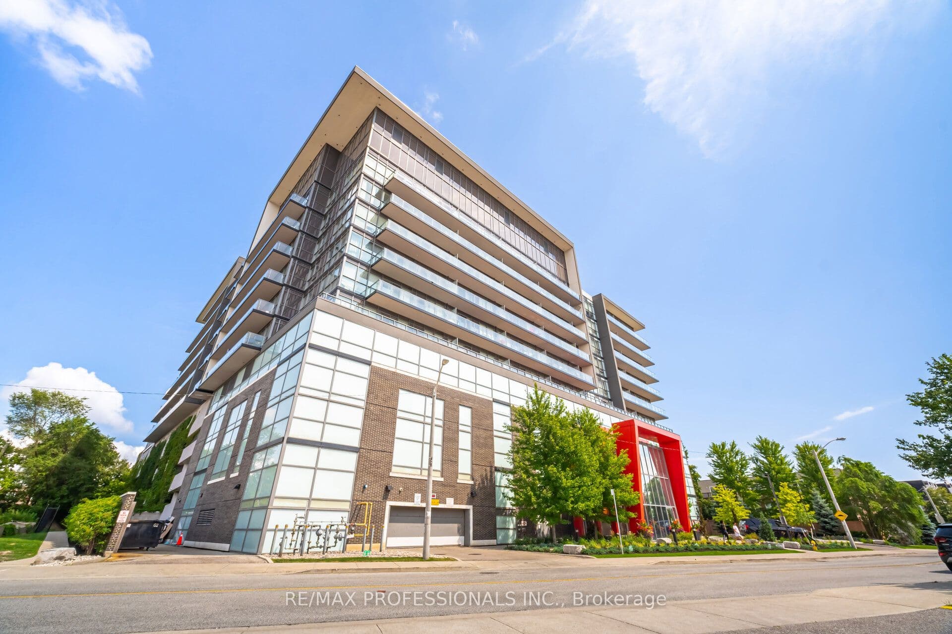 15 James Finlay Way Unit 922, Toronto W05
