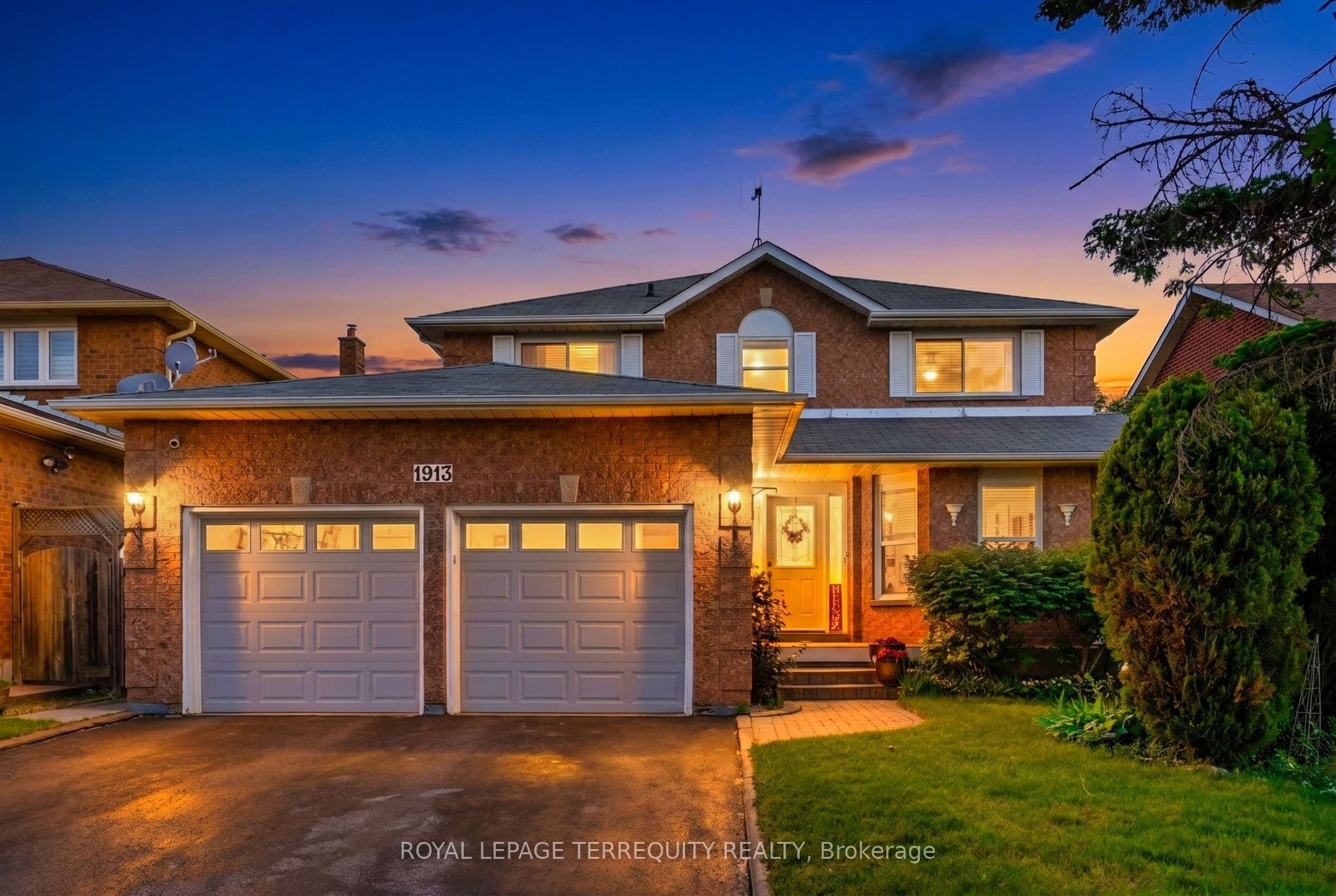 1913 Rosebank Road, Pickering