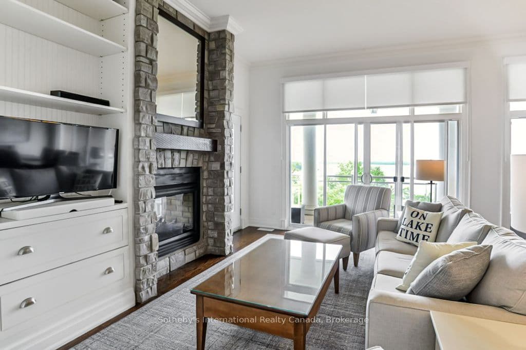 1869 MUSKOKA ROAD 118 N/A W Unit T202 (B2), Muskoka Lakes