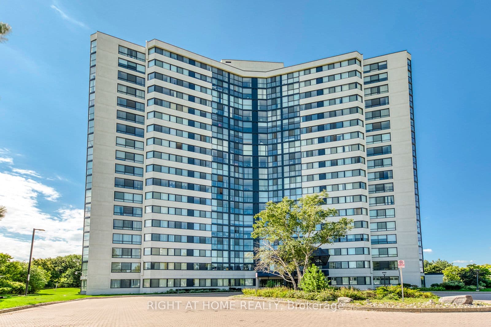 1360 Rathburn Road E Unit 1603, Mississauga