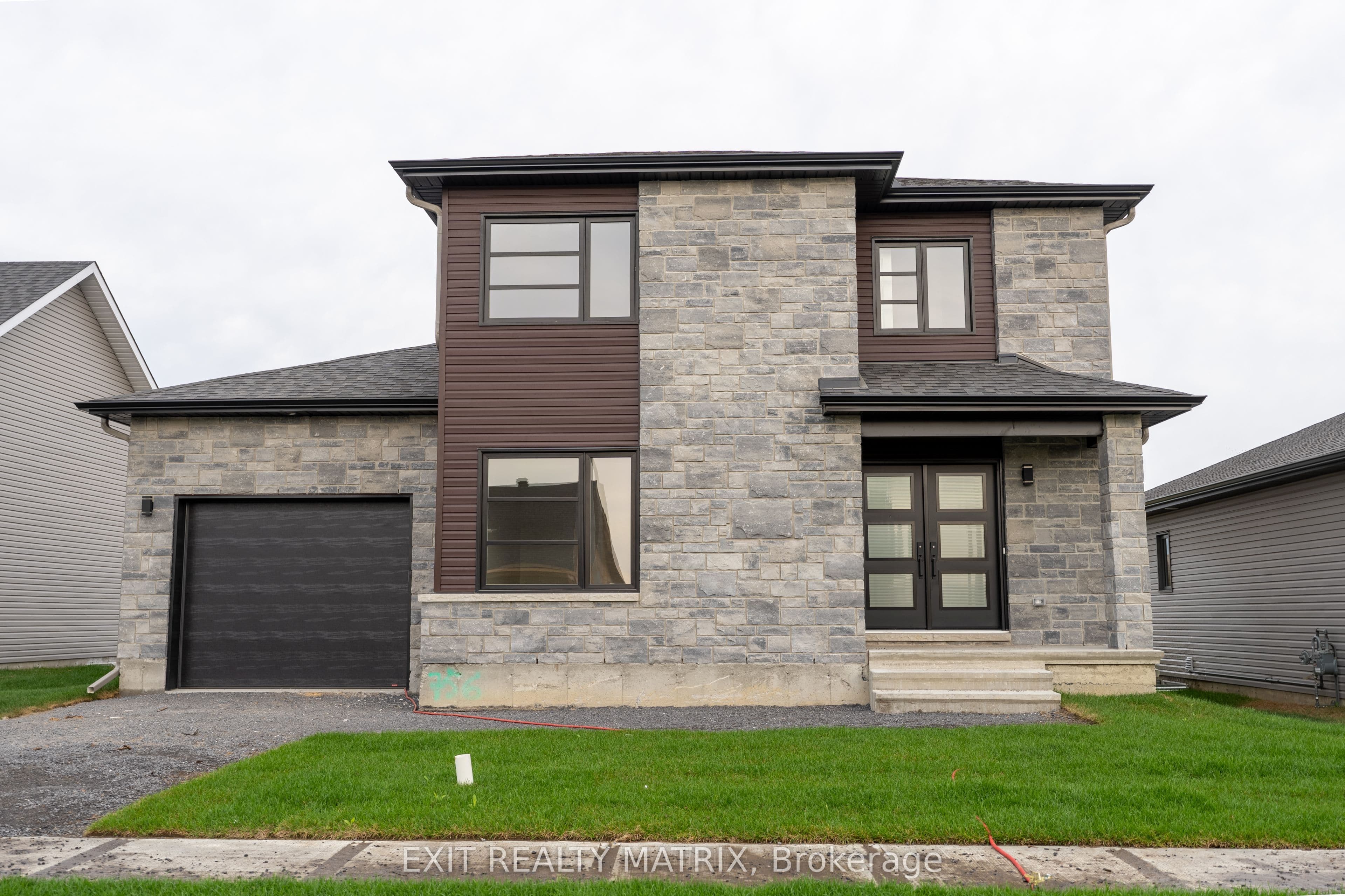 1416 Caroline Court, Cornwall