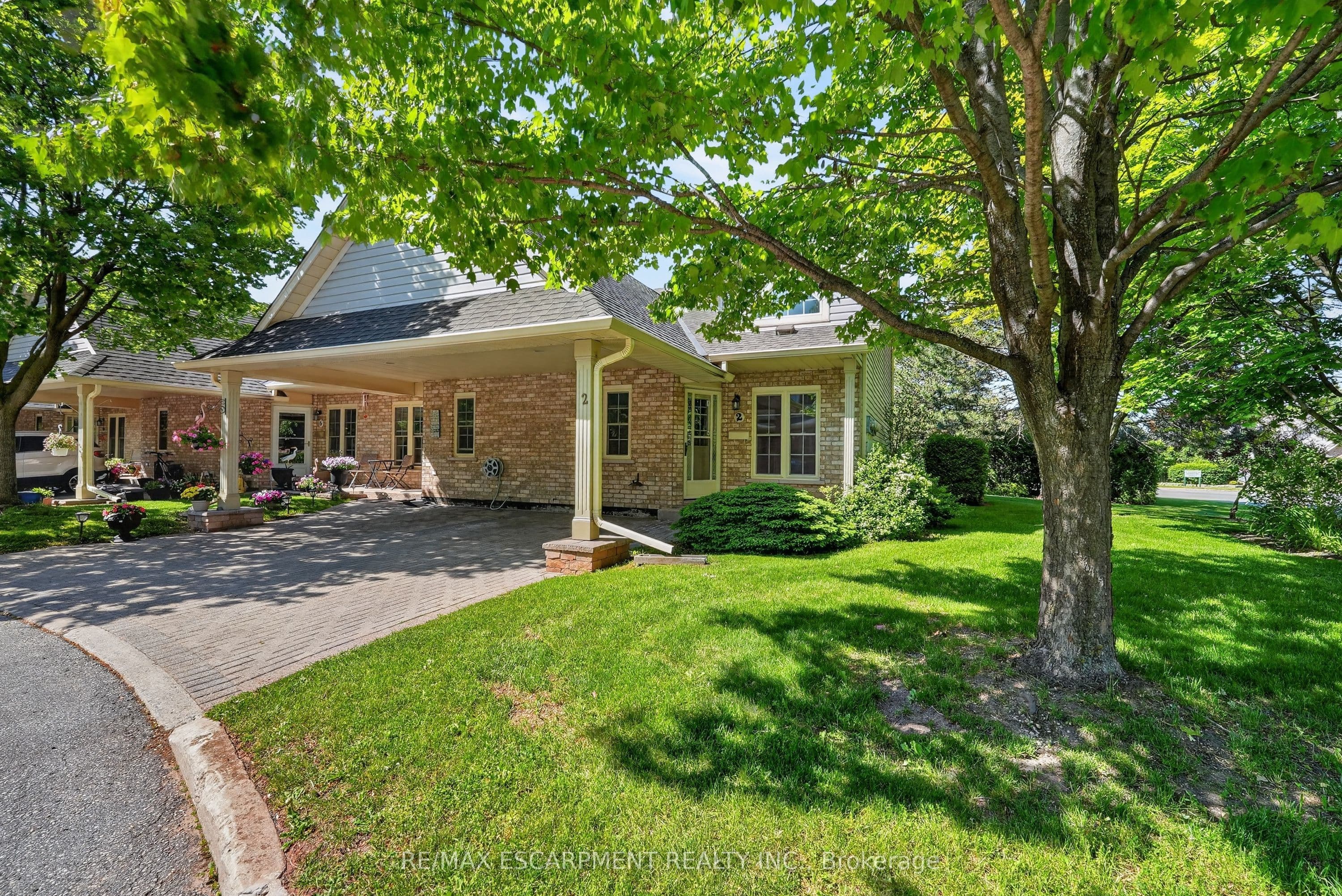 9 Wentworth Drive Unit 2, Grimsby
