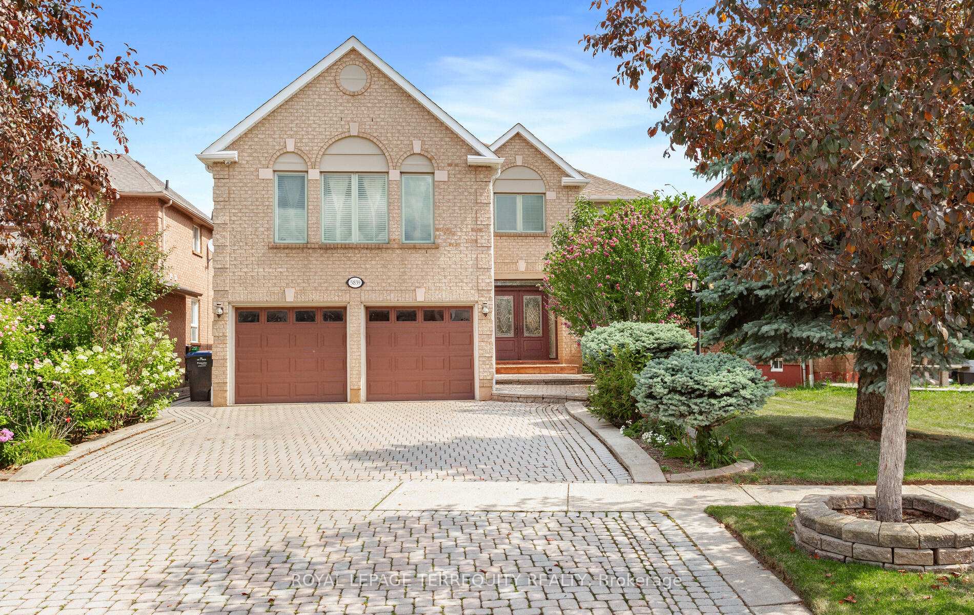 5839 Fieldon Road, Mississauga