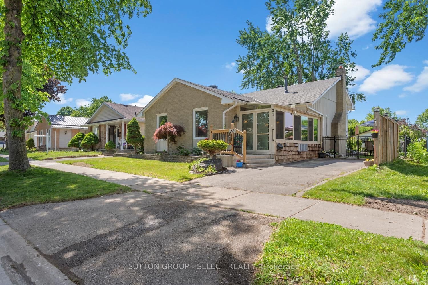 31 Renny Crescent, London South