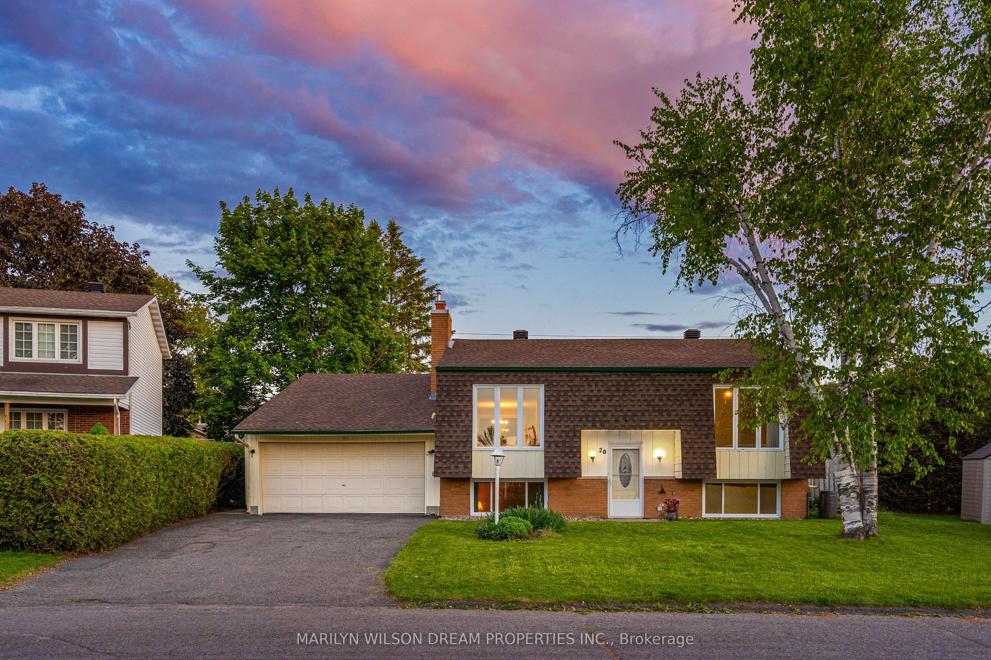 20 Coolbrook Crescent, Stittsville - Munster - Richmond